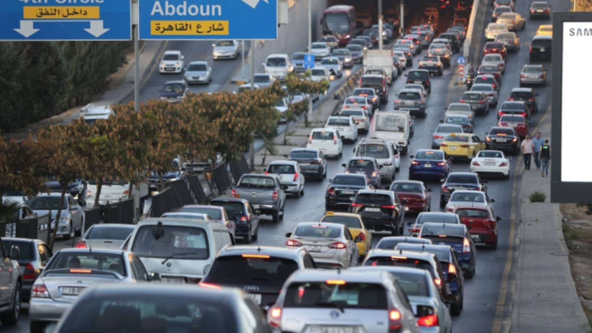 ازدحامات مرورية في عمان
