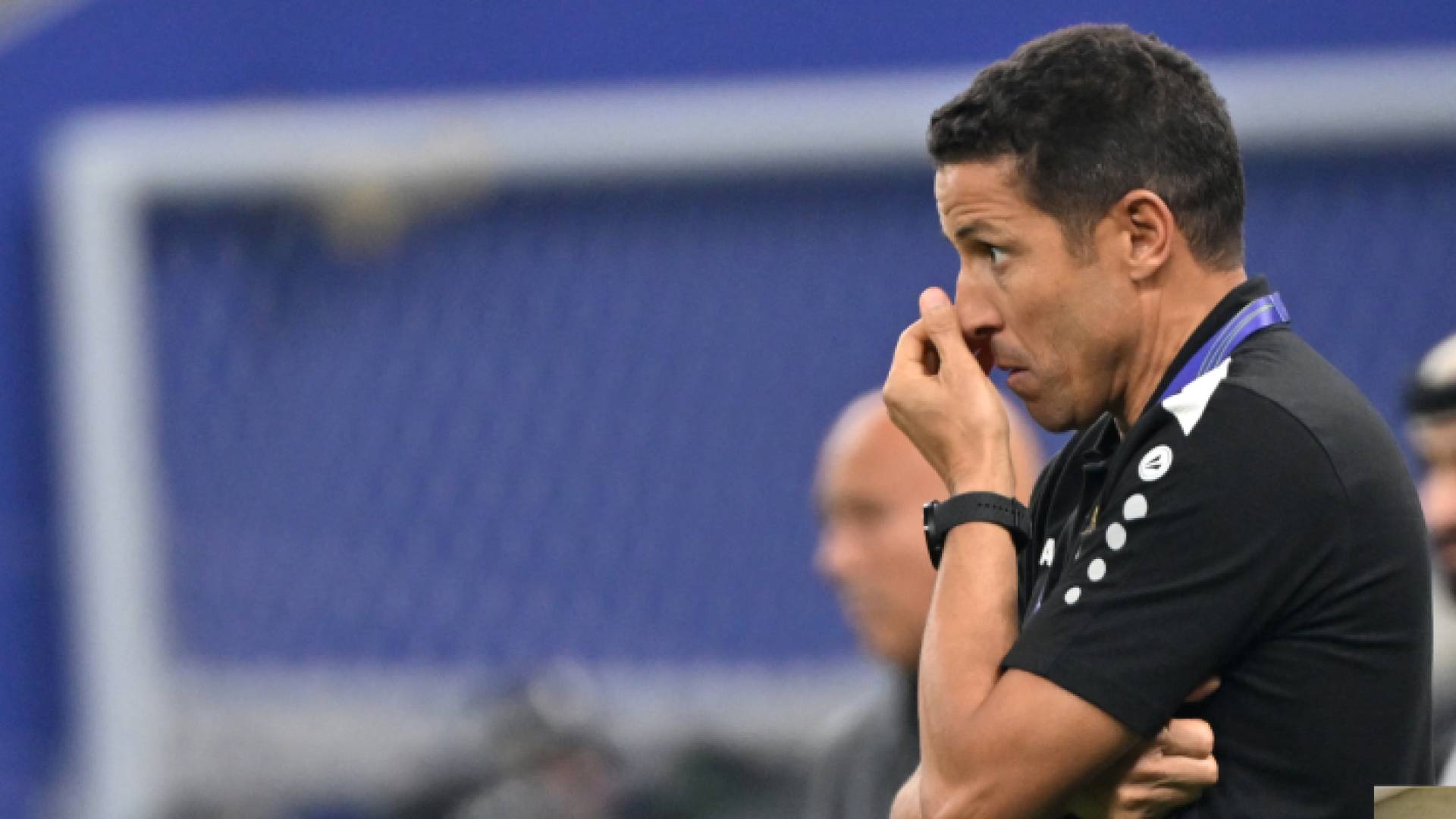 مدرب النشامى الحسين عموتة