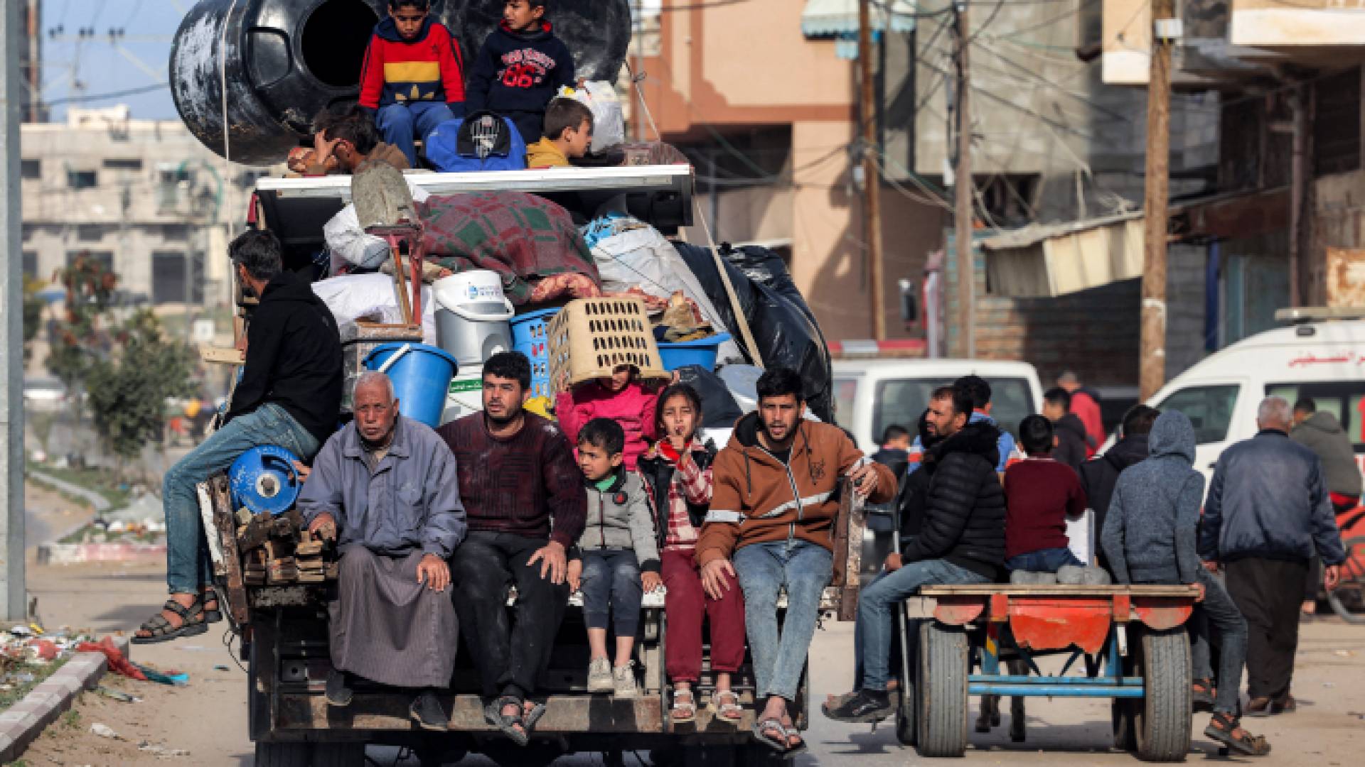 فلسطينيون نازحون في رفح