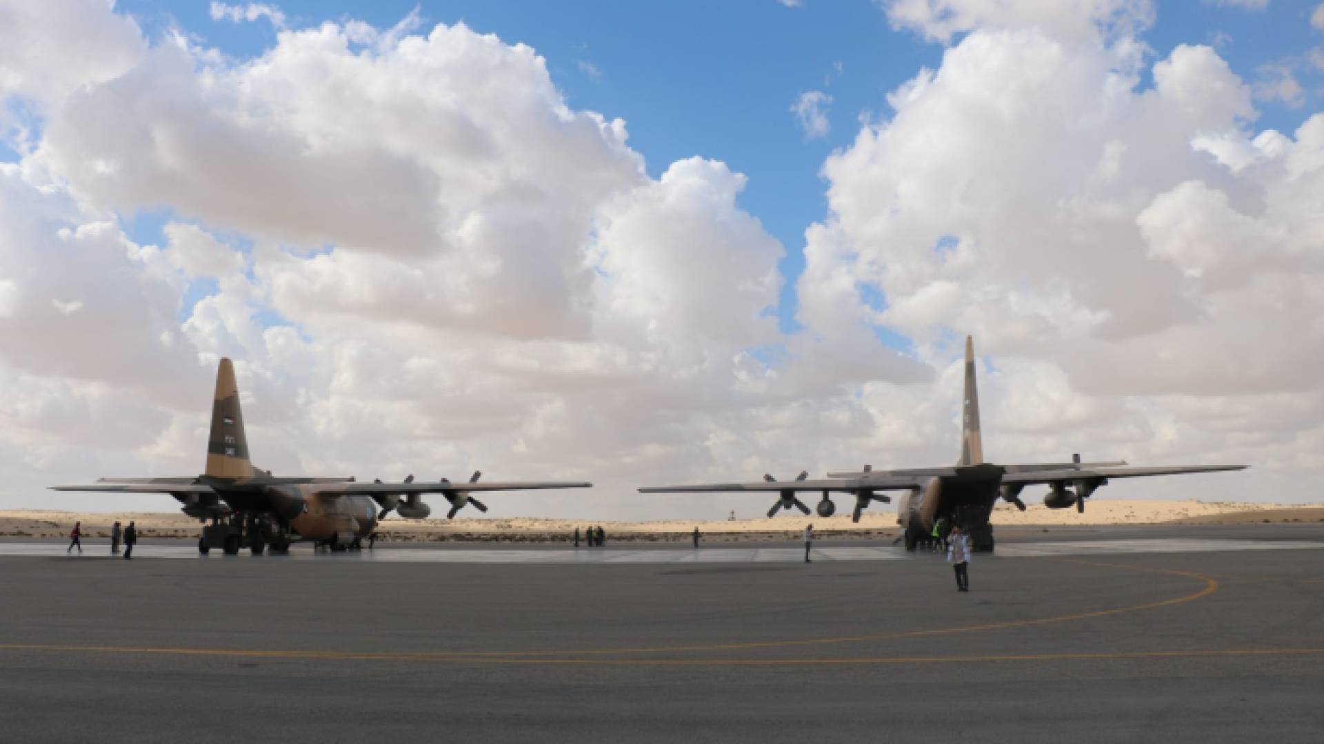 طائرات مساعدات أردنية متوجهة إلى غزة