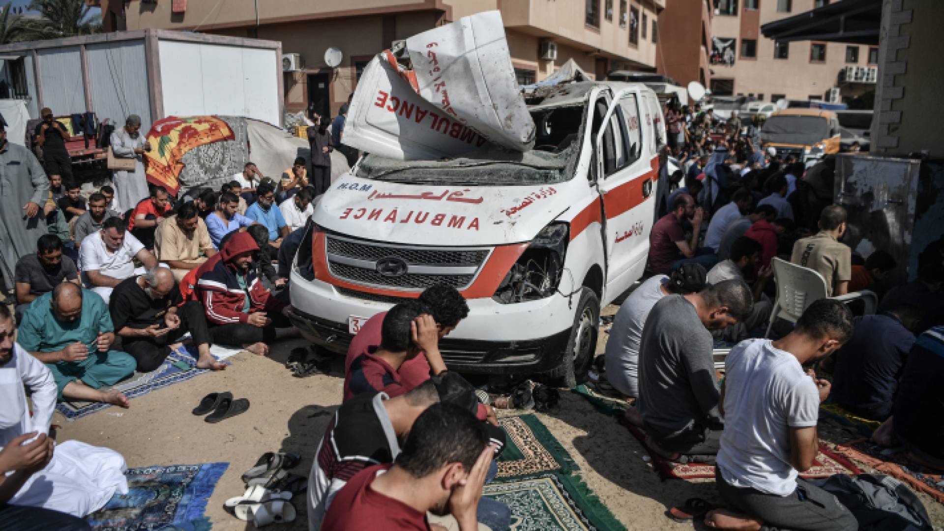 مجمع ناصر الطبي