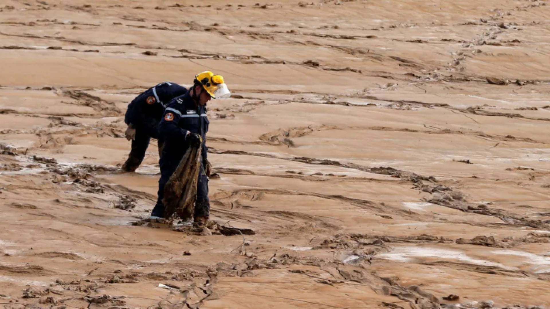 الدفاع المدني - أرشيفية