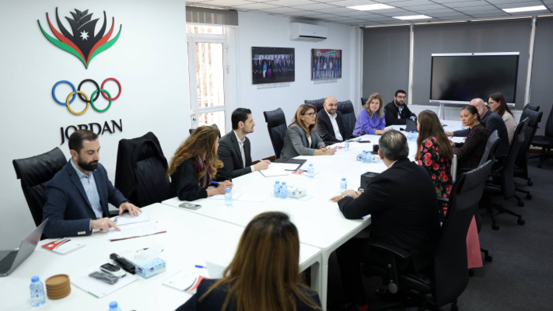 من الاجتماعات