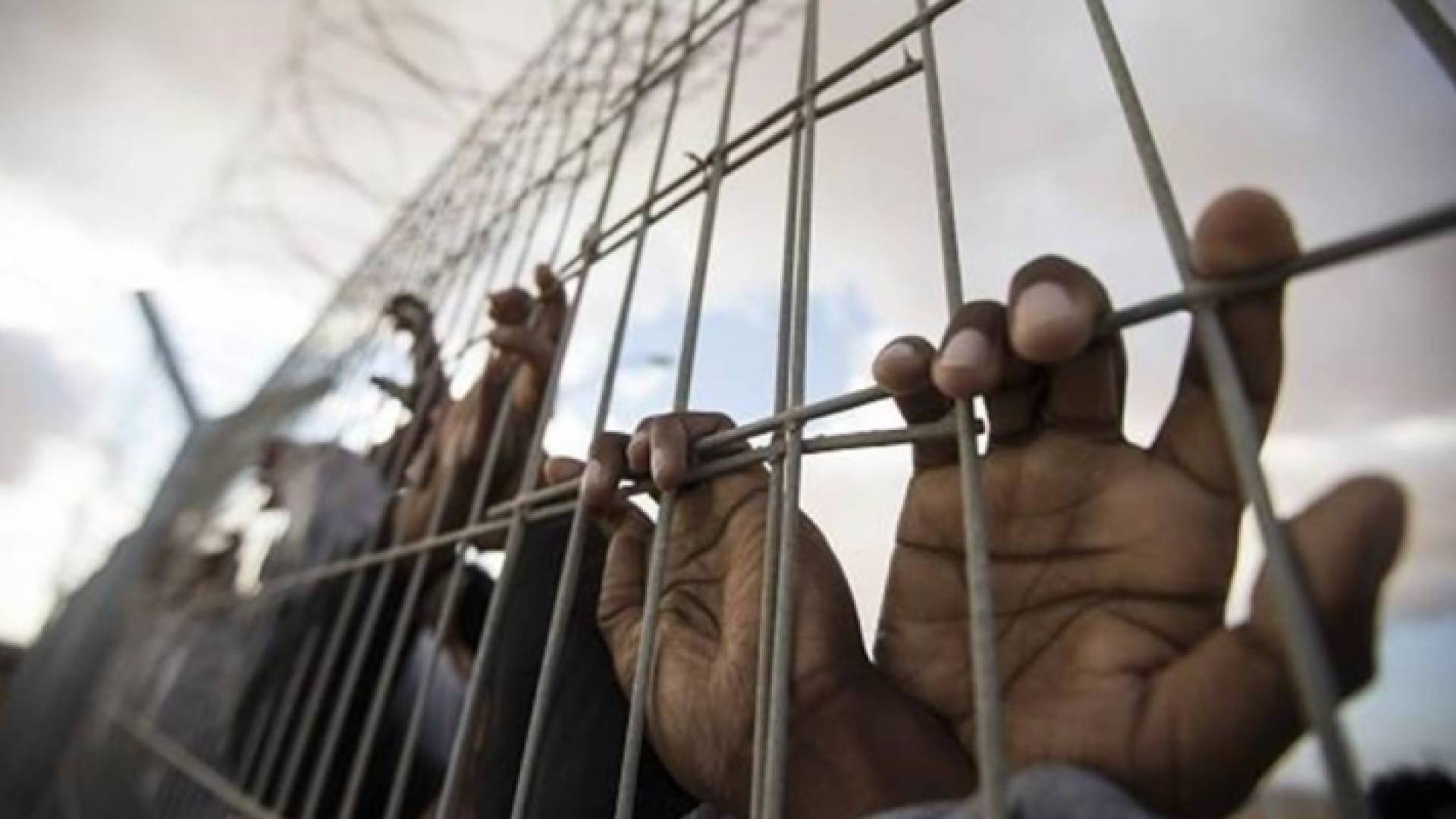 اسرى في سجون الاحتلال