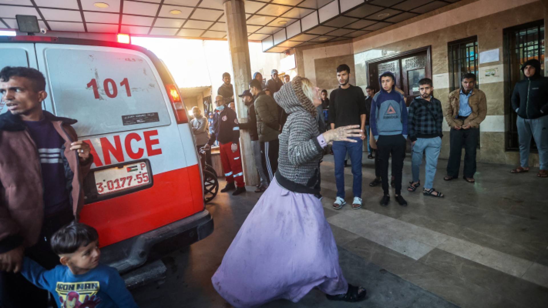 مستشفى ناصر في خان يونس