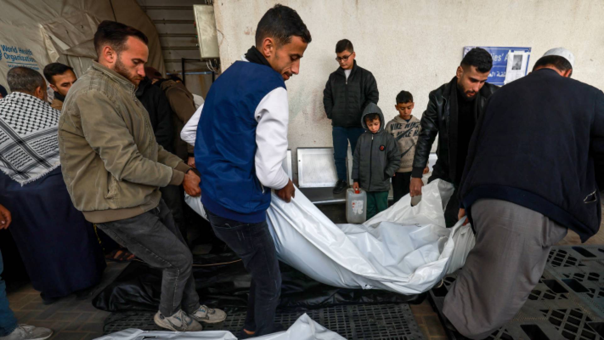 شهداء بقصف الاحتلال رفح في جنوب قطاع غزة