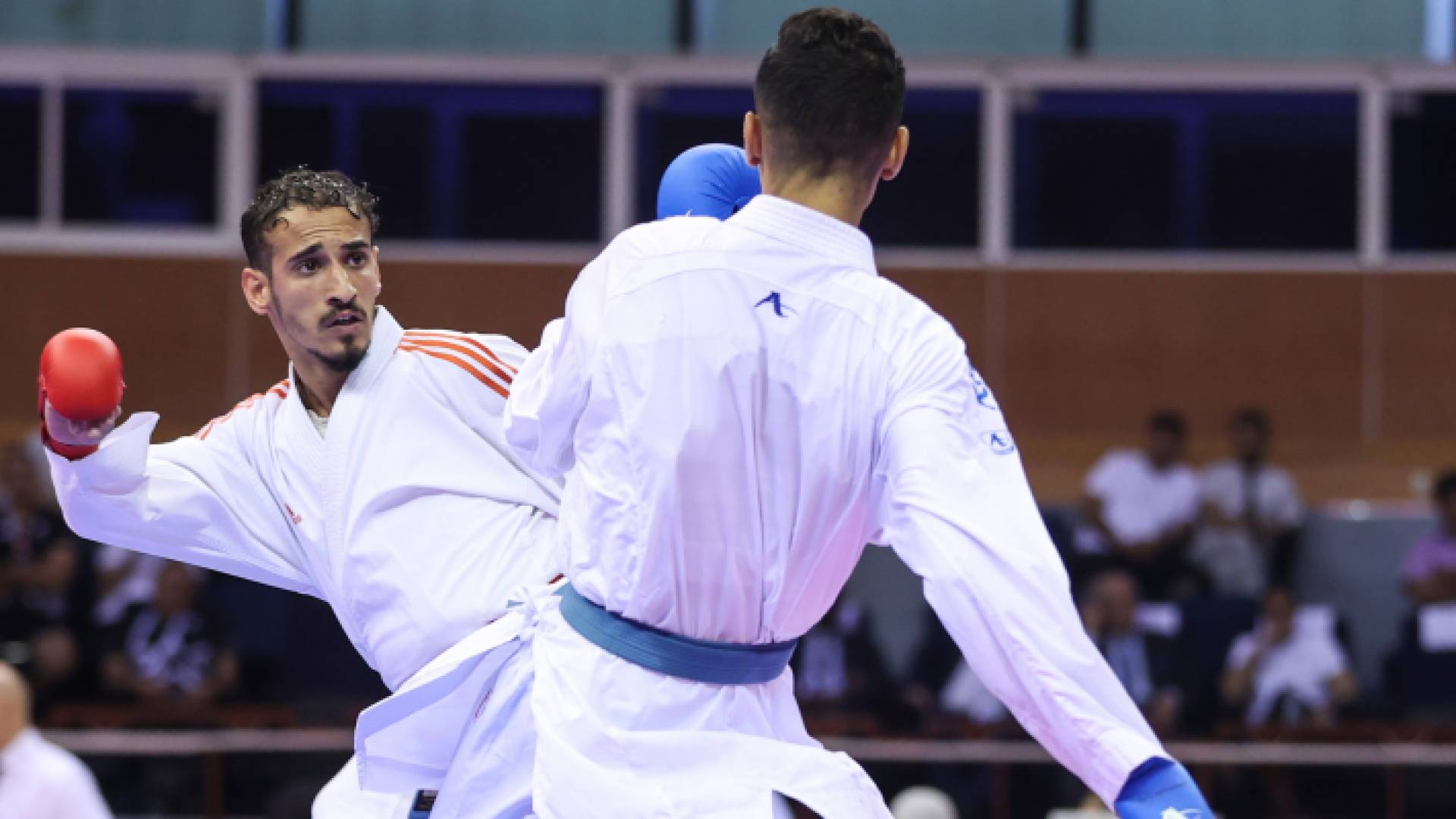 من المنافسات