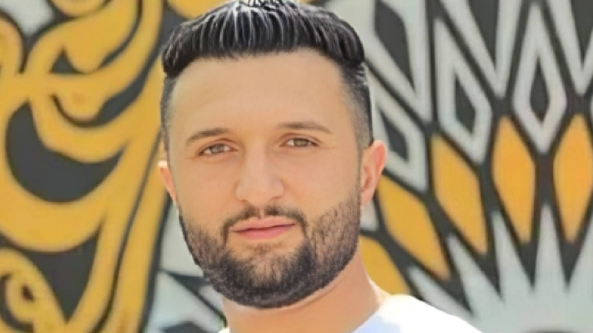 الشاب الشهيد أنس دويكات