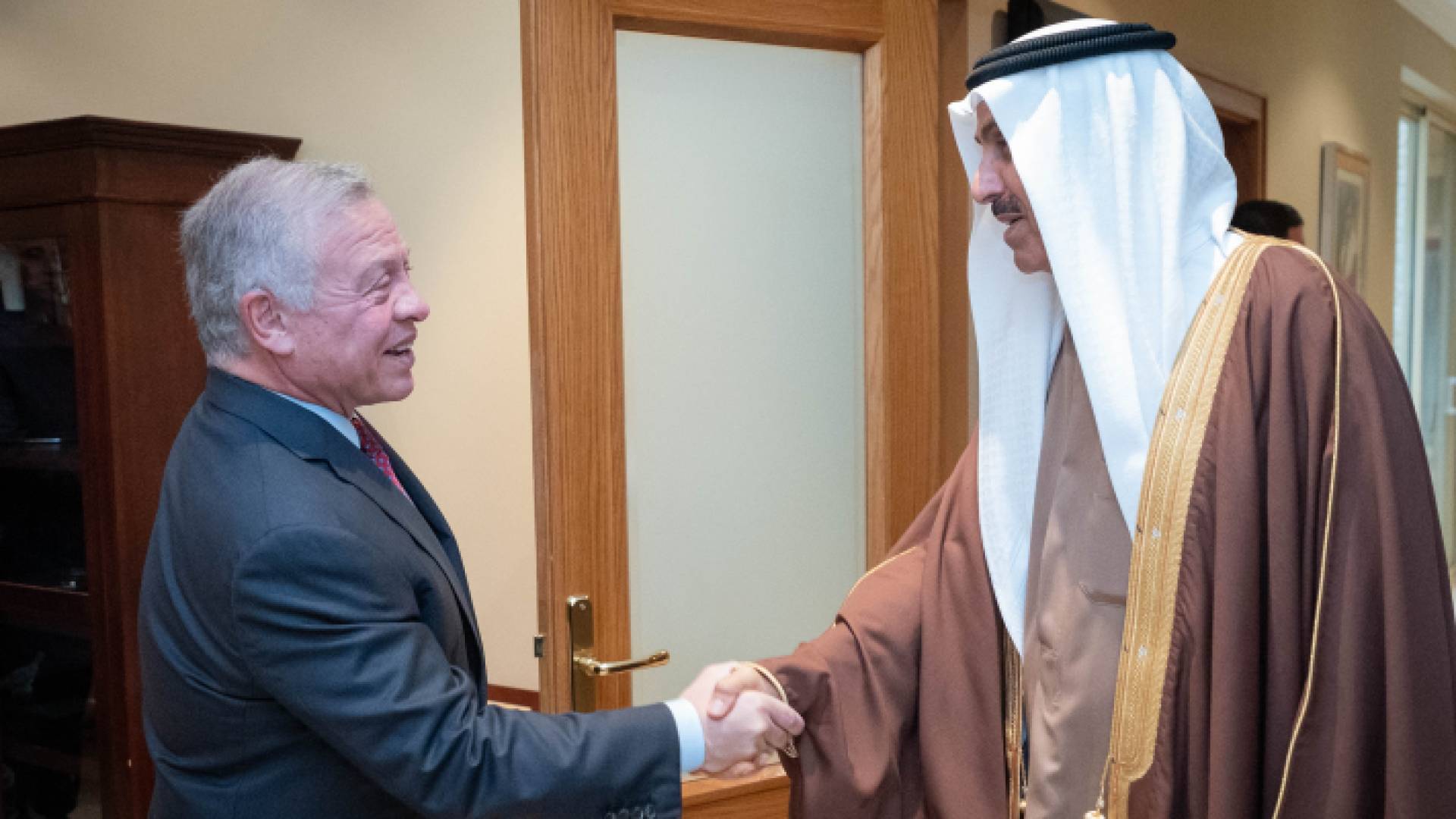 الملك يستقبل رئيس المجلس الوطني الاتحادي الإماراتي