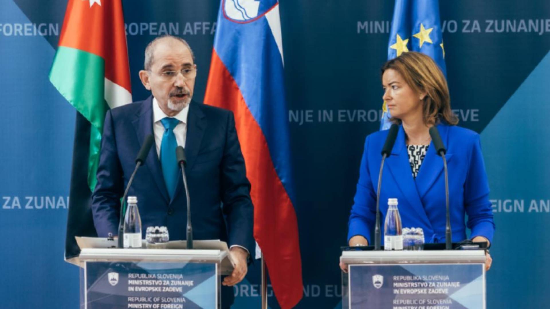 الصفدي ووزيرة خارجية سلوفينيا