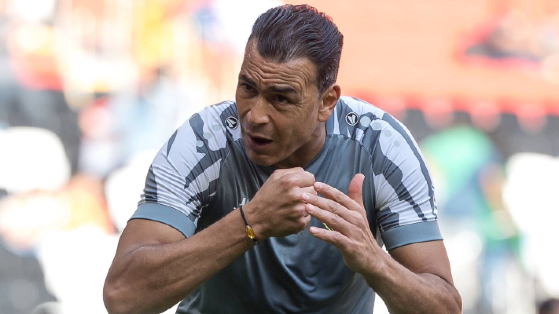 حارس المرمى المصري عصام الحضري