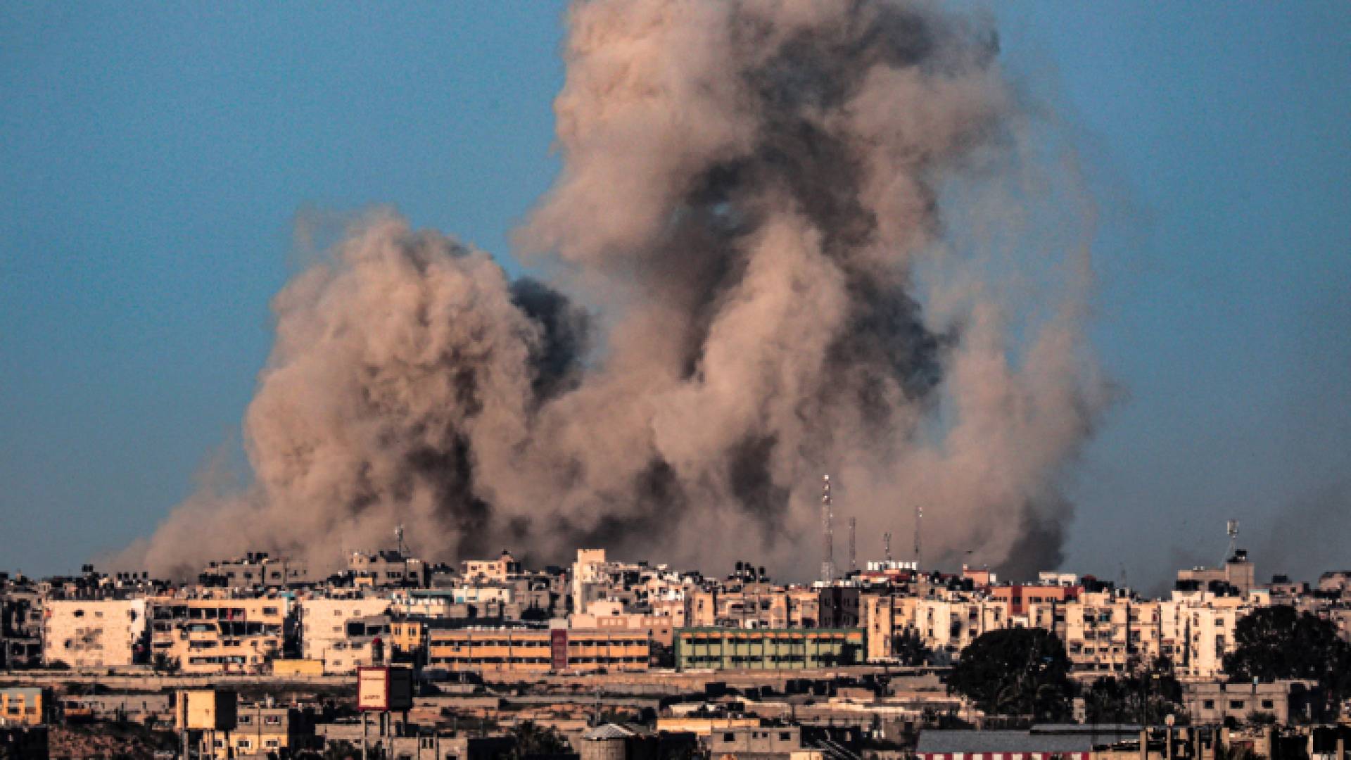 من قصف الاحتلال على قطاع غزة