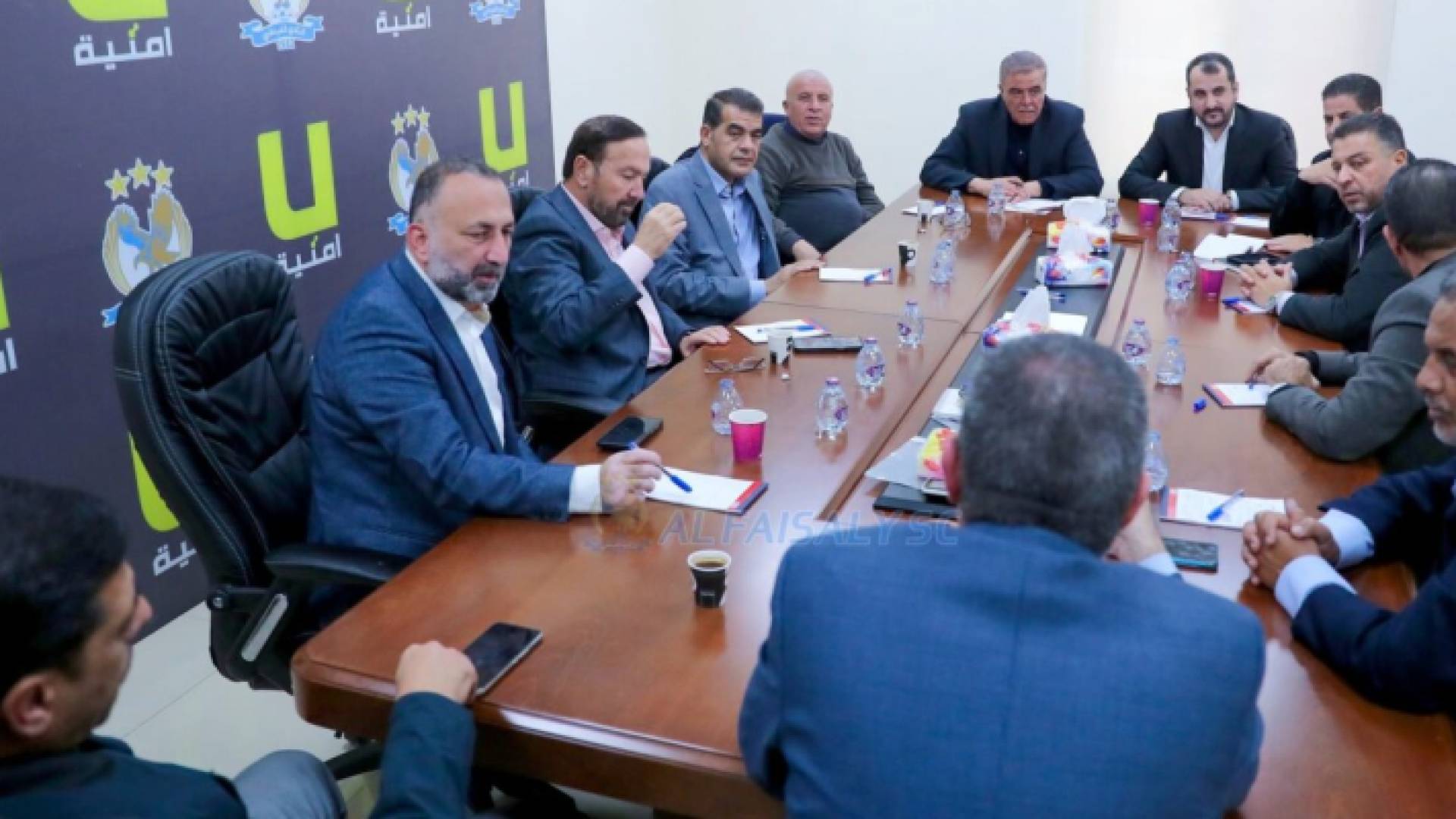 جانب من اجتماع أندية المحترفين - أرشيف