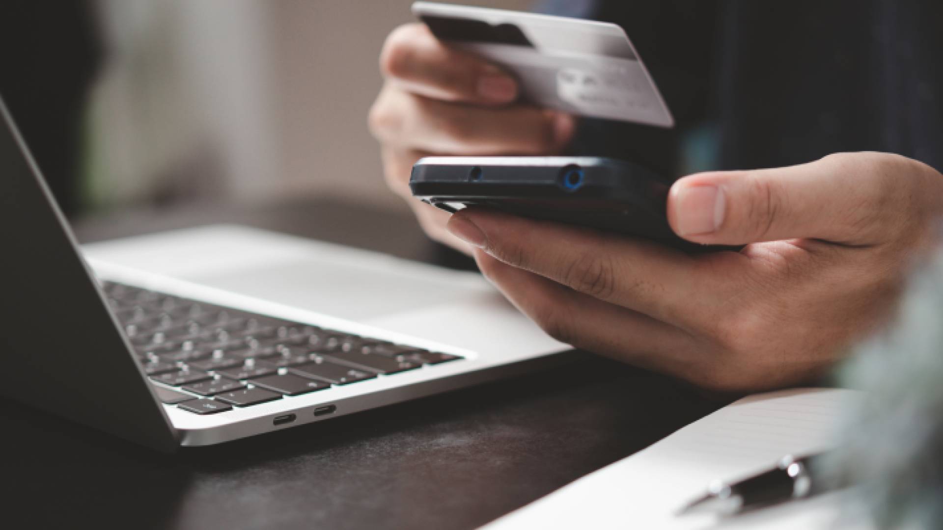 الدفع الإلكتروني