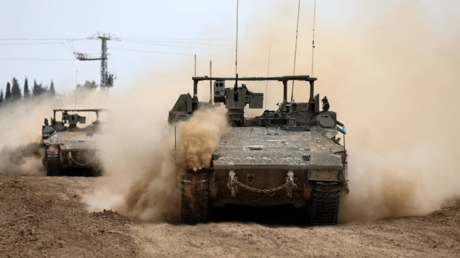 دبابات الاحتلال