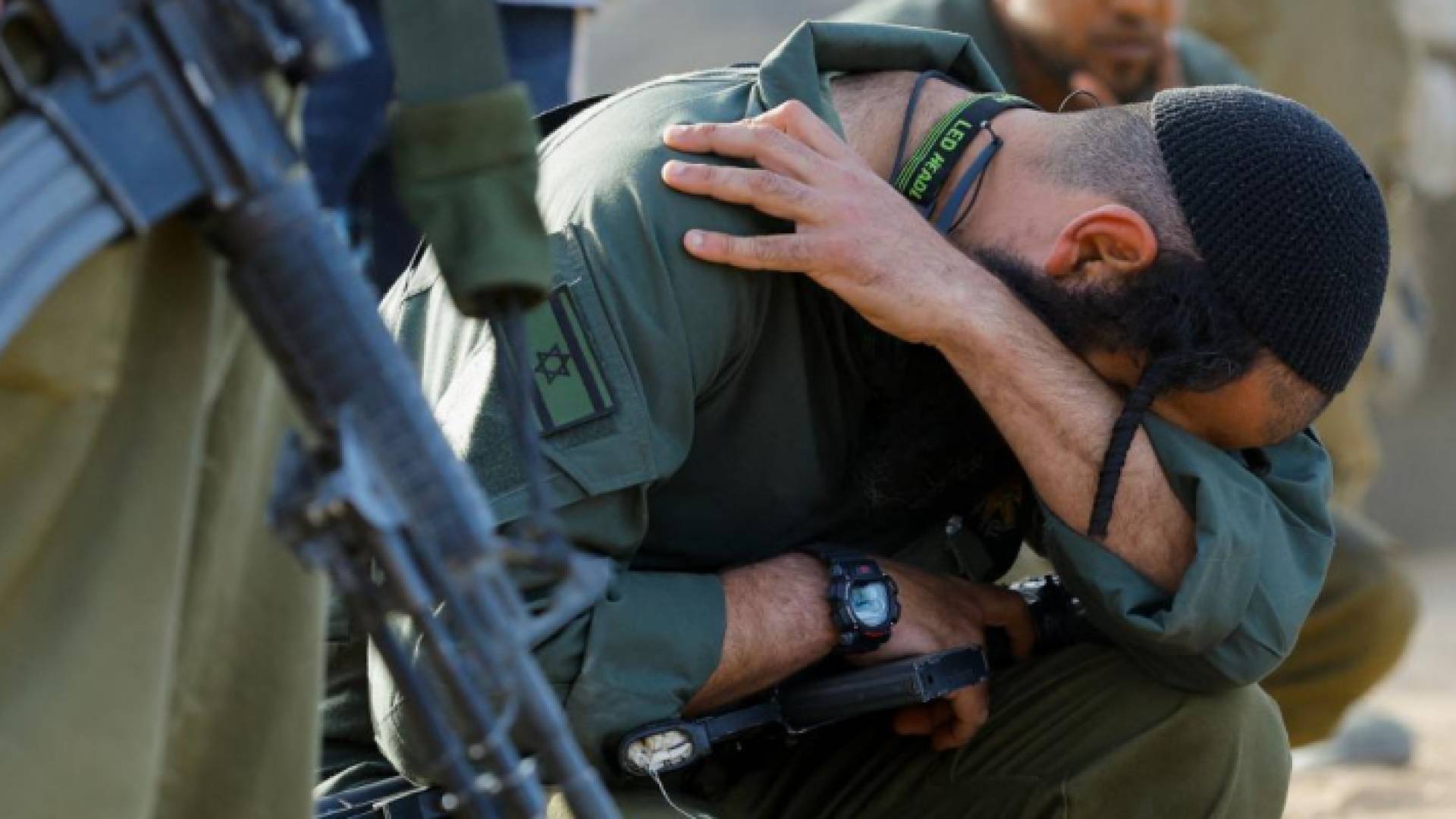 بكاء وعويل قوات الاحتلال