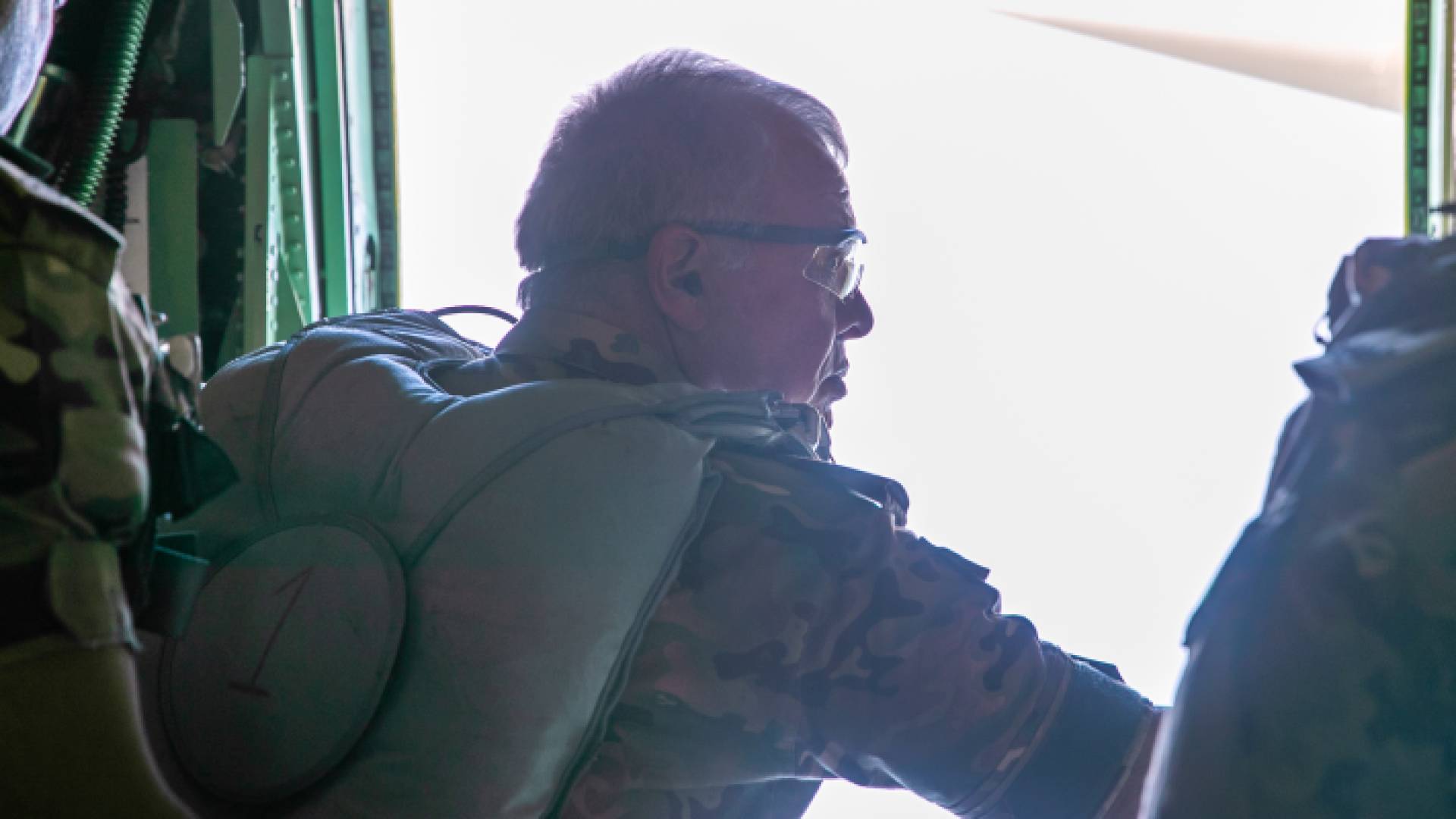 جلالة الملك عبدالله الثاني خلال مشاركته بعمليات الإنزال