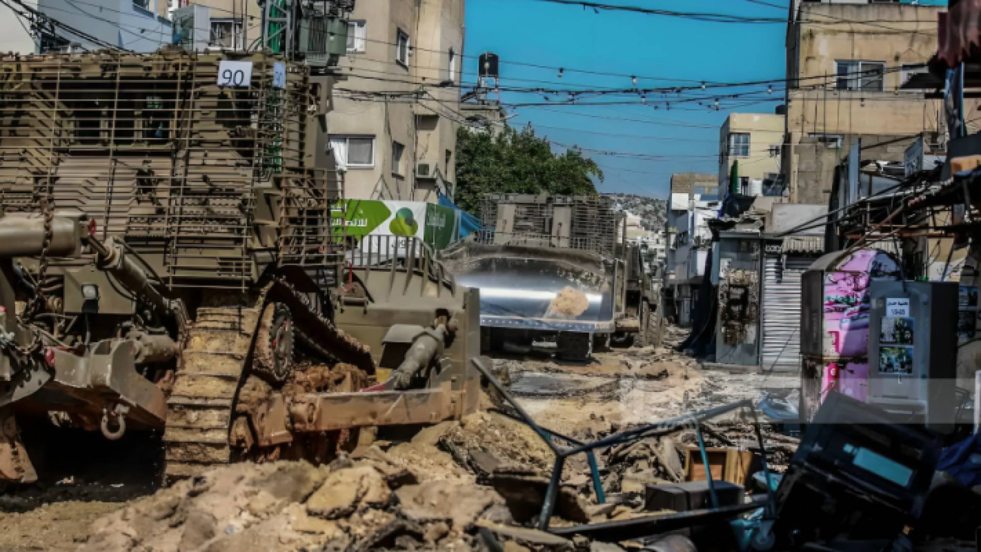 جرافات الاحتلال تشرع بتدمير البنية التحتية في جنين - أرشيفية