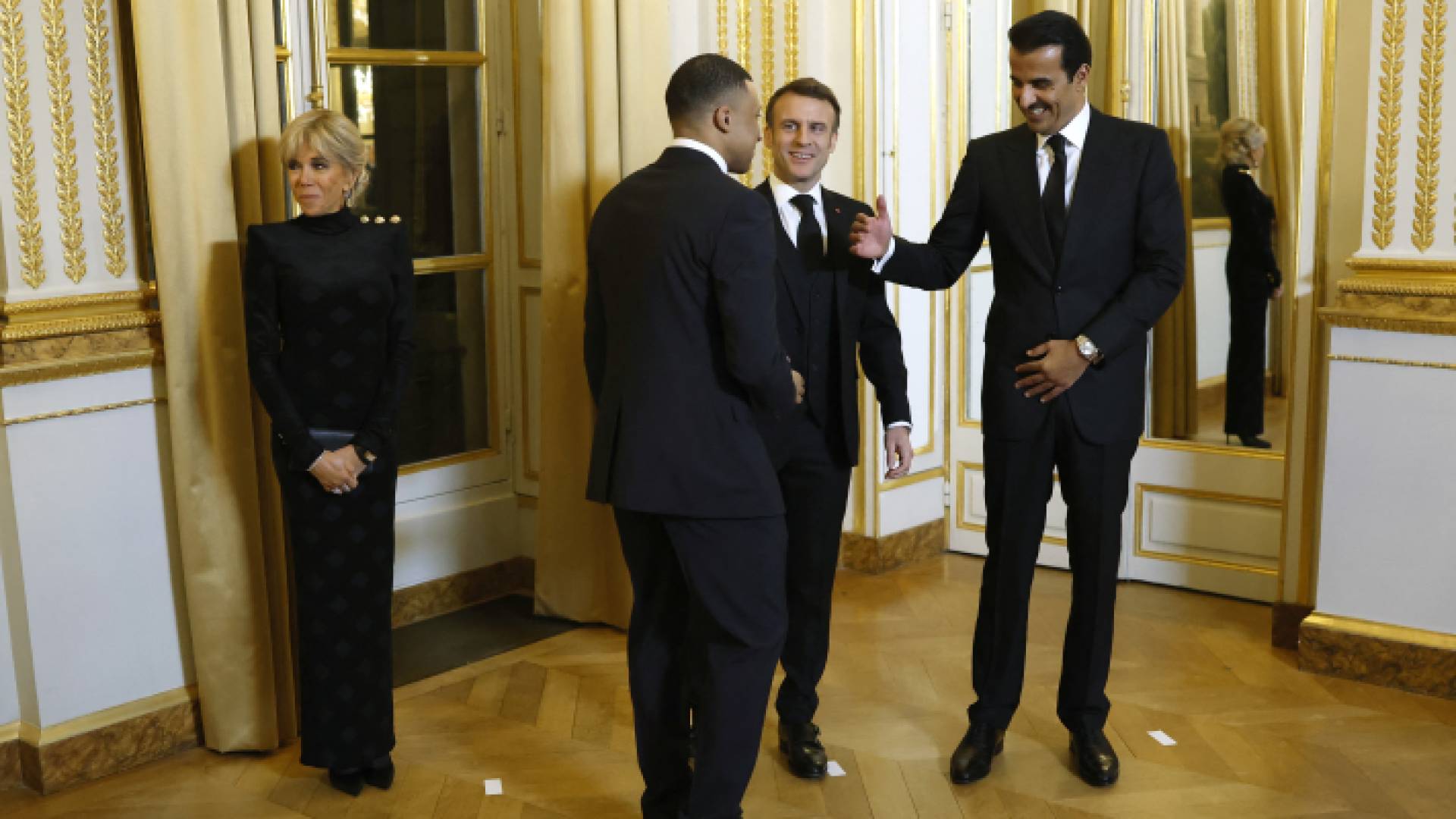 من حفل العشاء