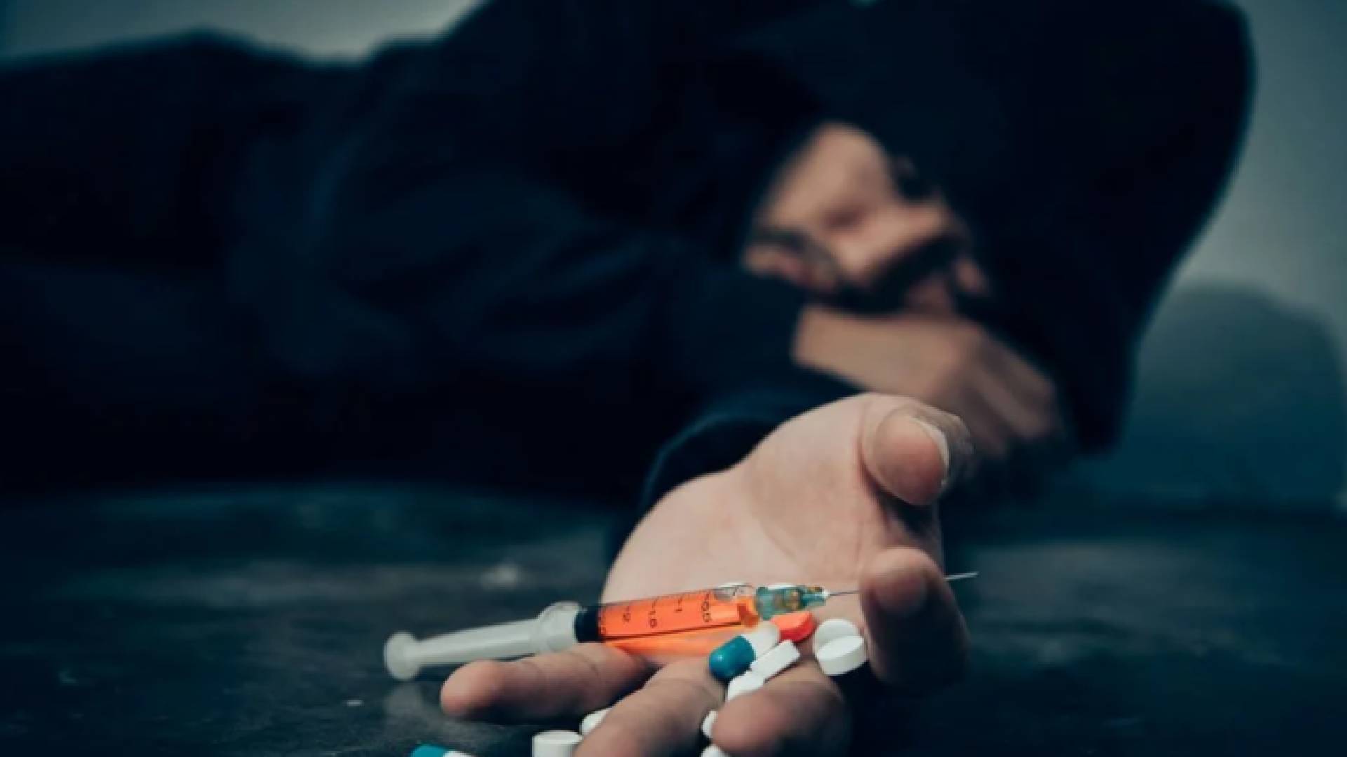 تعاطي مواد مخدرة - تعبيرية