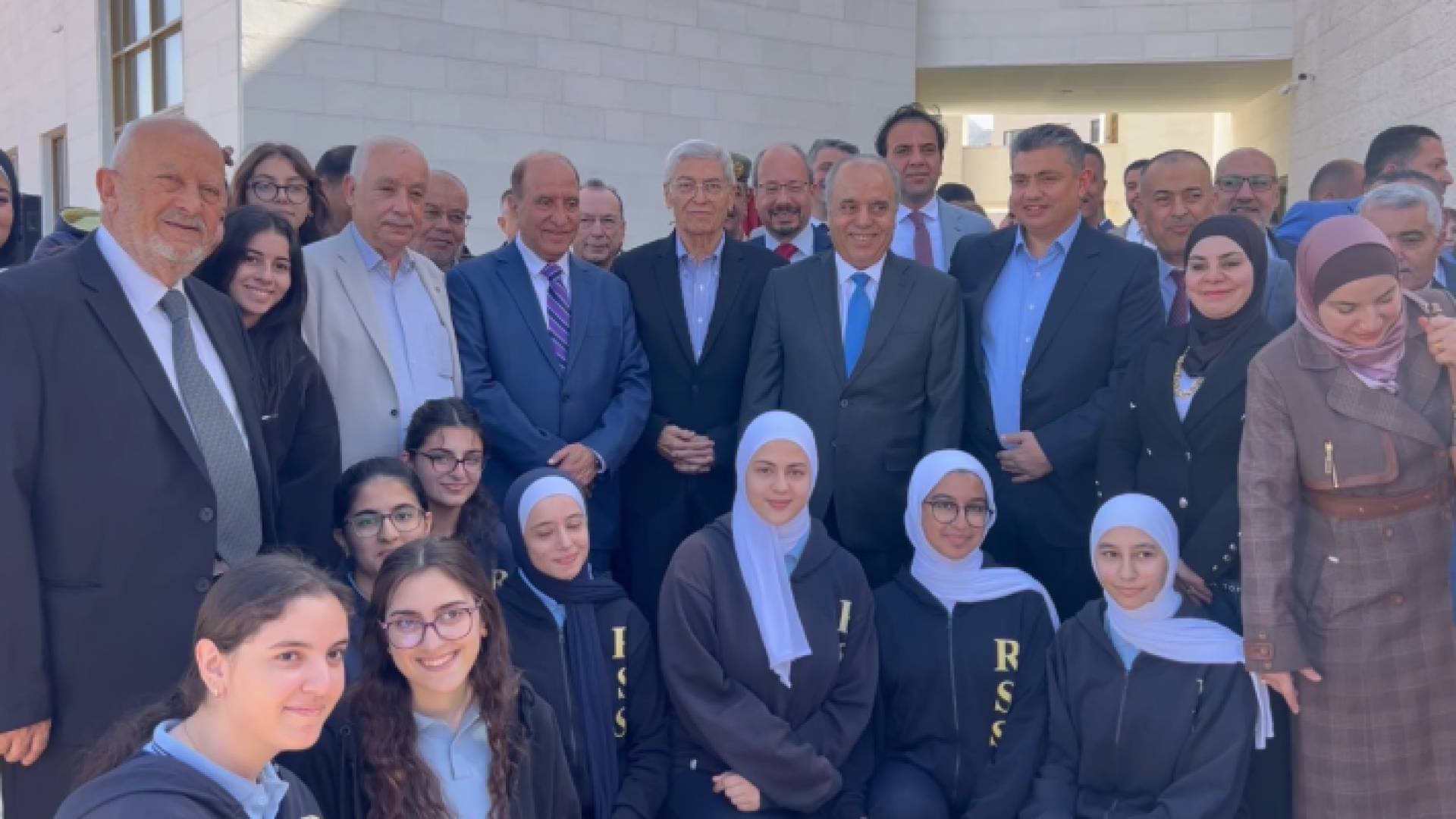 خلال افتتاح وزير التعليم العالي والبحث العلمي جامعة العقبة للعلوم الطبية