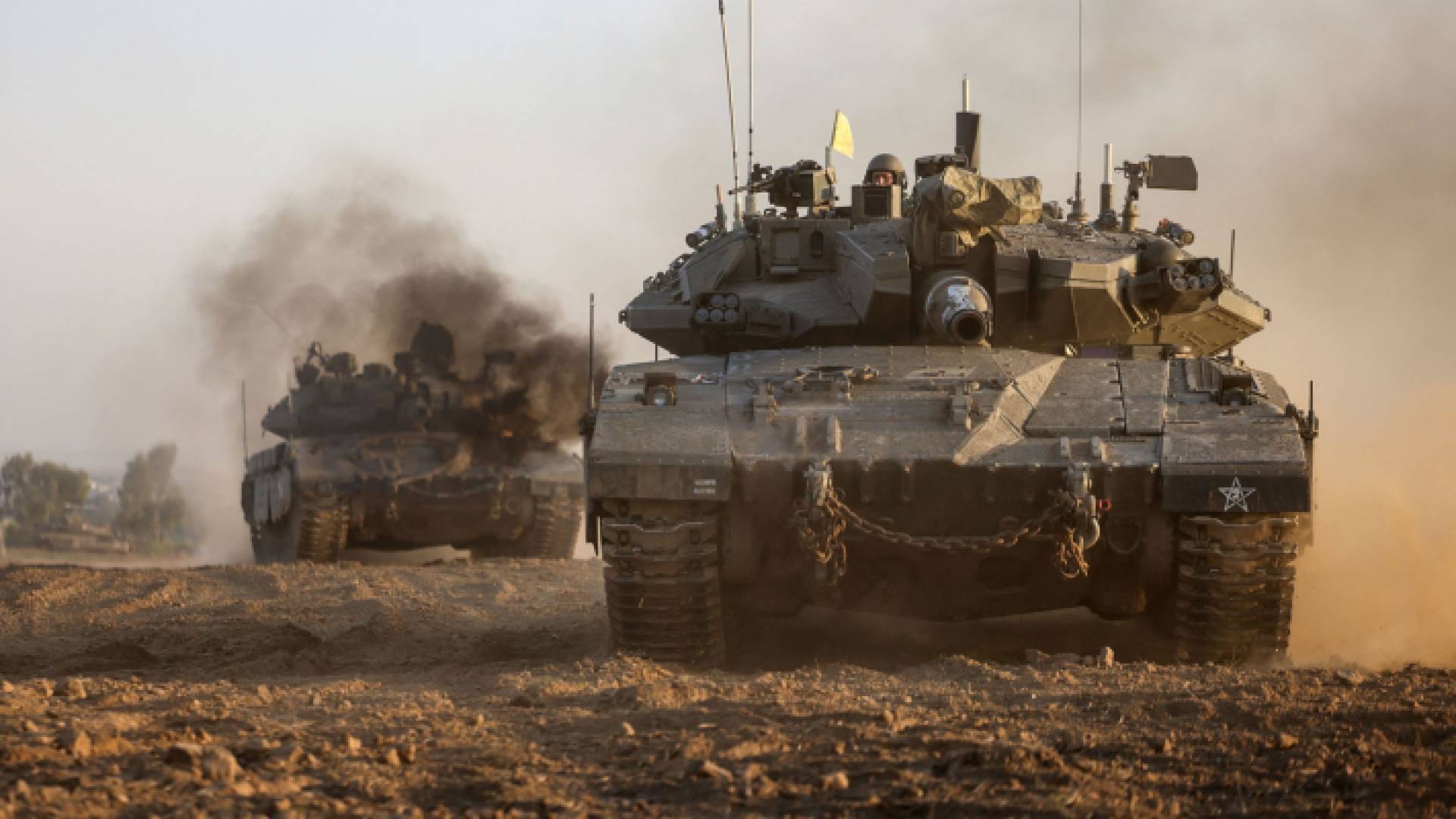 دبابات الاحتلال