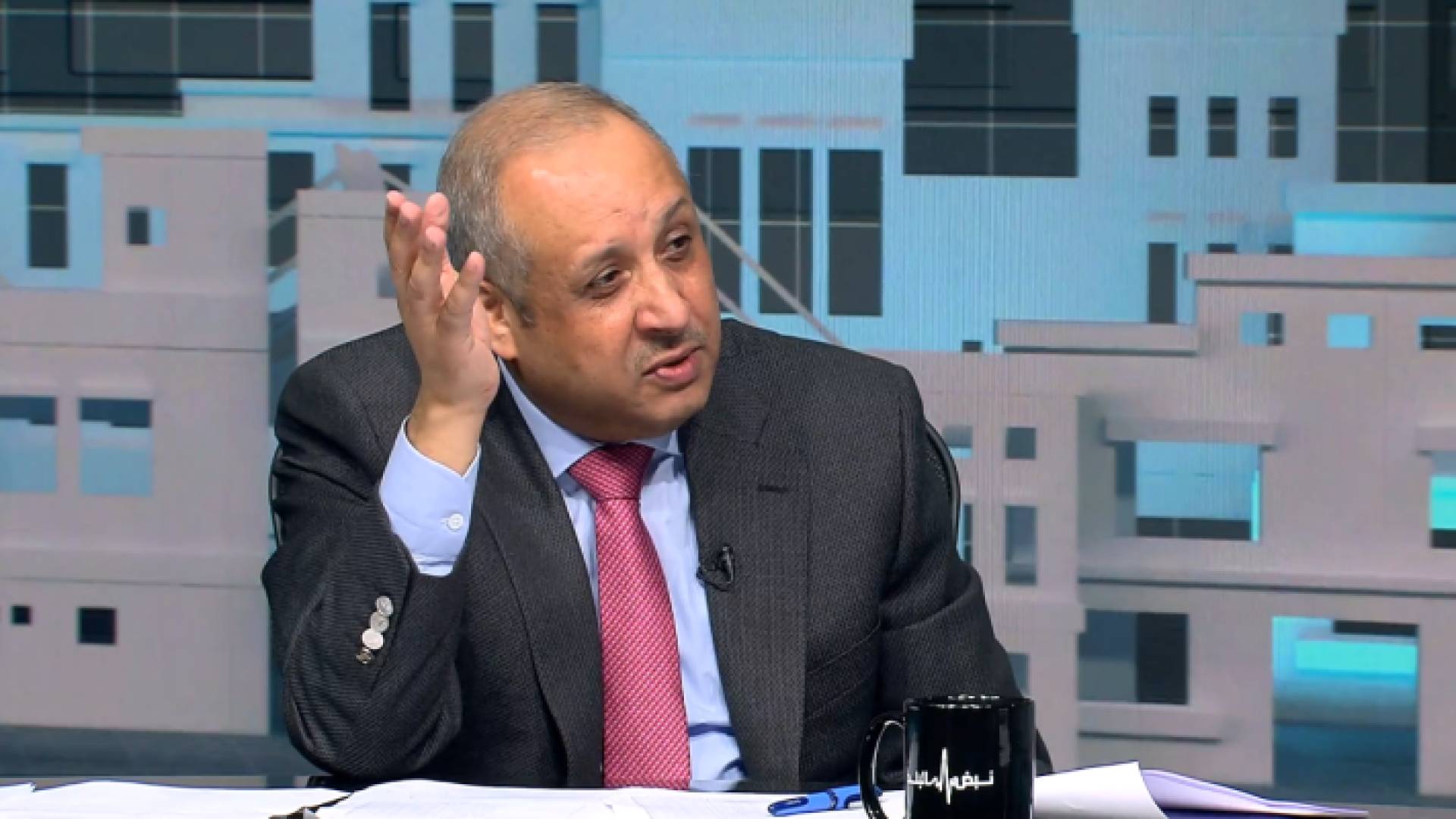 الوزير الأسبق نوفان العجارمة