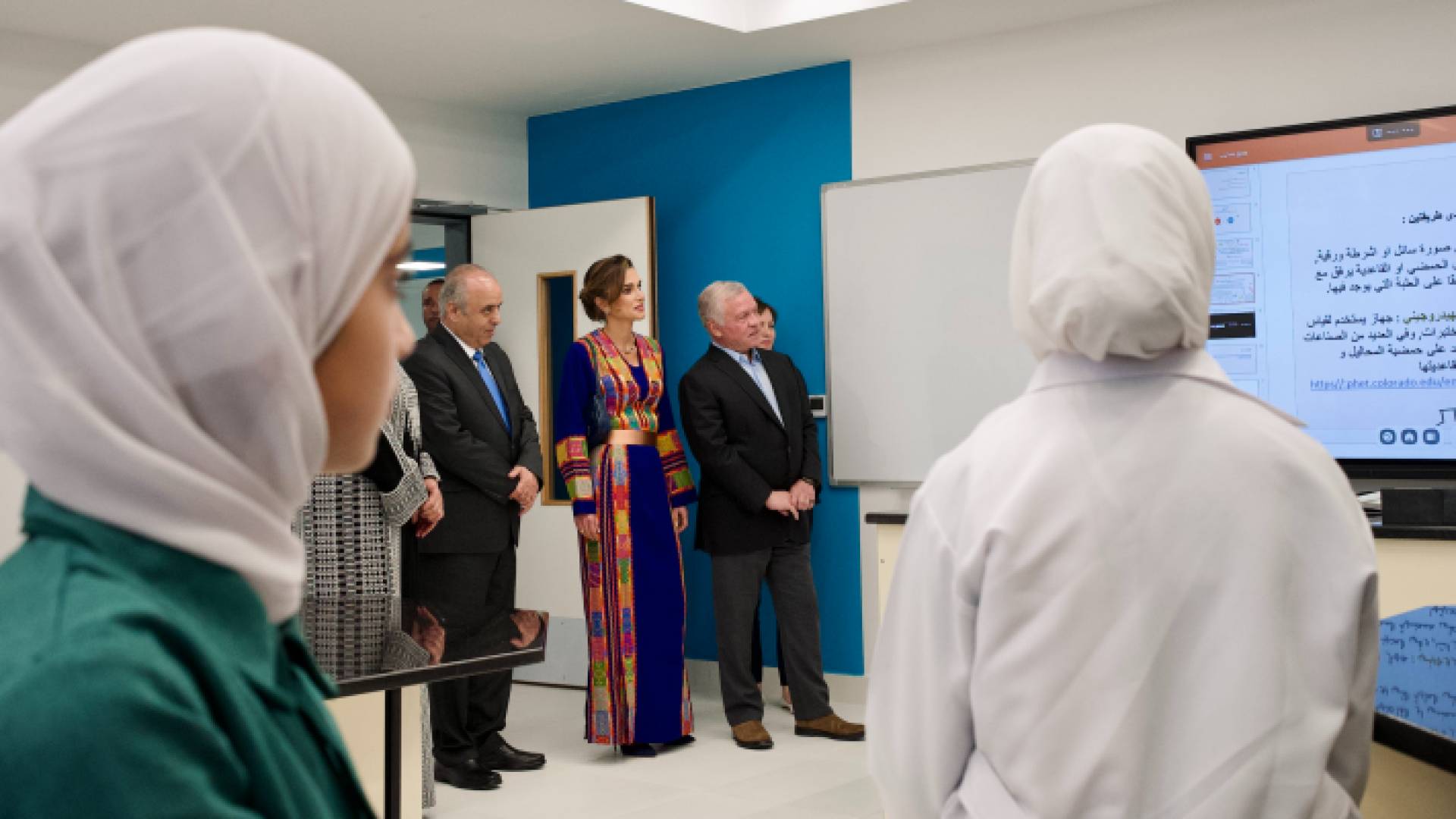 خلال افتتاح جلالة الملك مدرسة إبدر الثانوية الشاملة المختلطة في لواء بني كنانة بمحافظة إربد