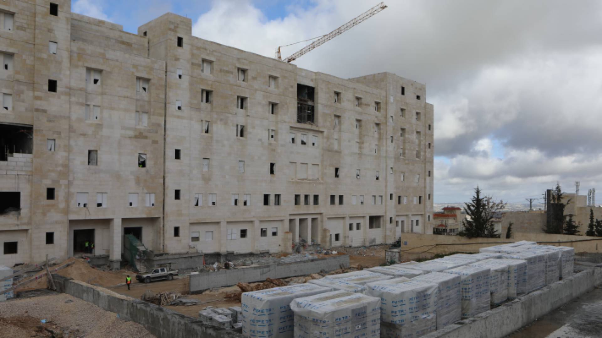 مشروع مستشفى الأميرة بسمة الجديد بإربد