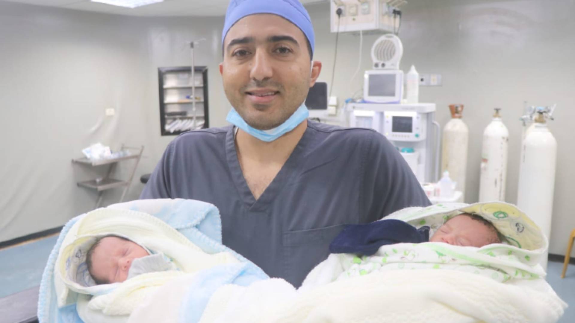 رضيعان ولدا في المستشفى الميداني الأردني غزة/77