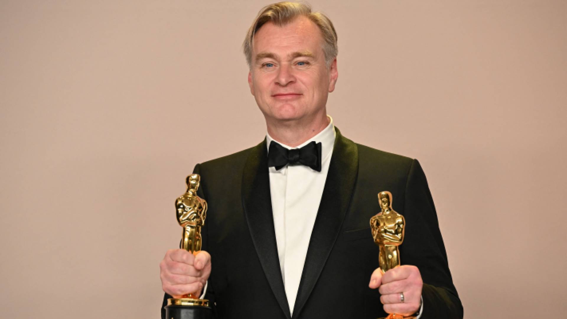 المخرج البريطاني الأمريكي كريستوفر نولان