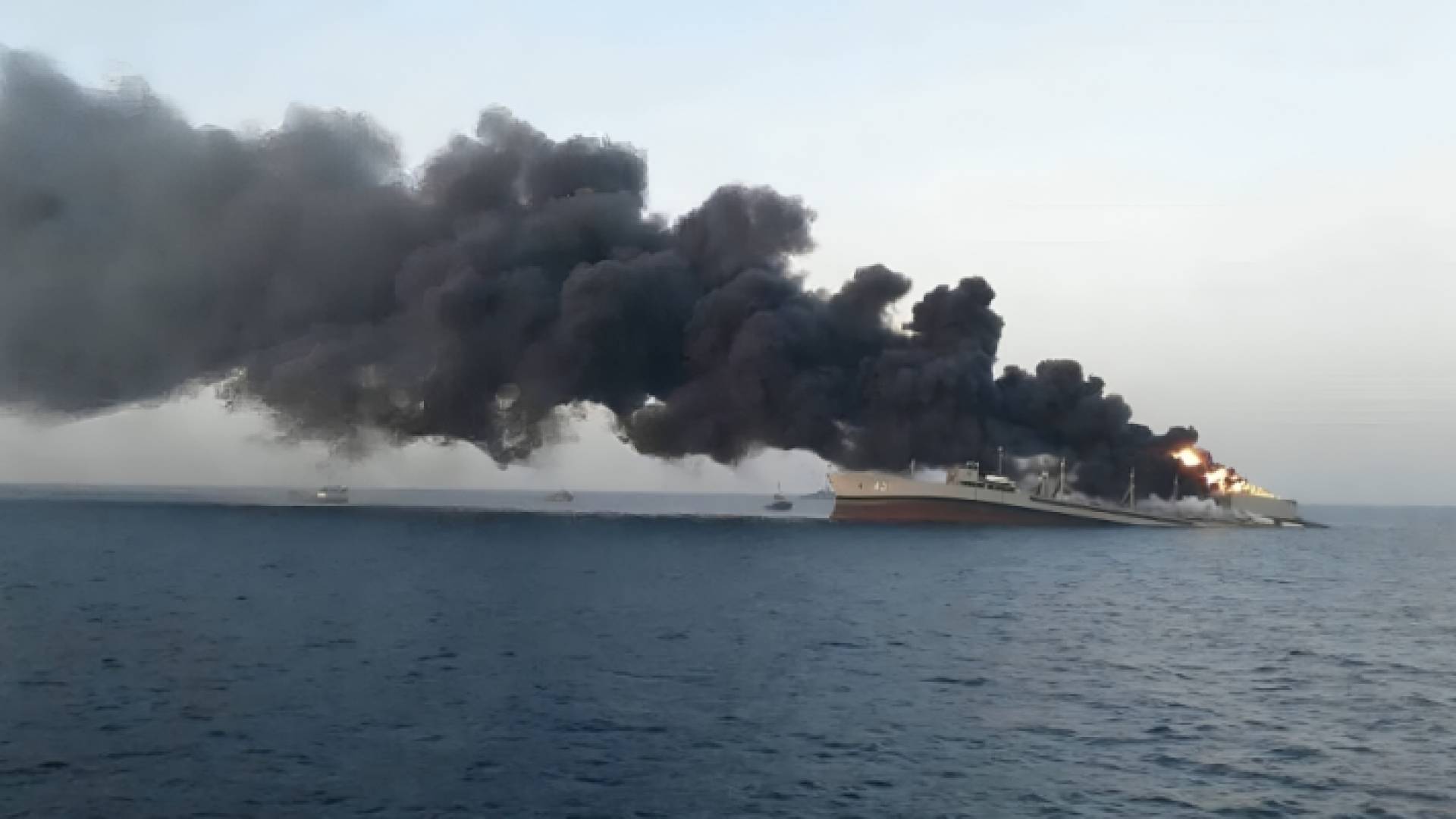 استهداف سفن