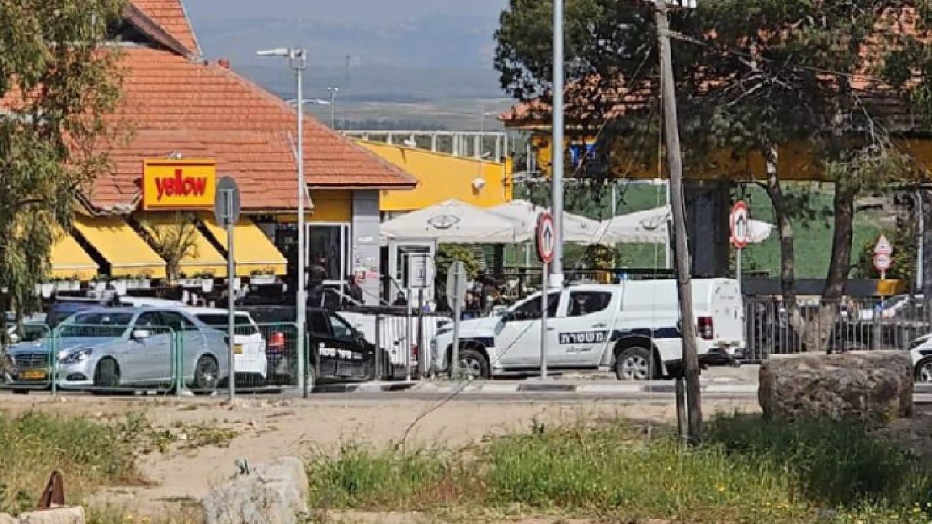 الصورة من مكان عملية الطعن