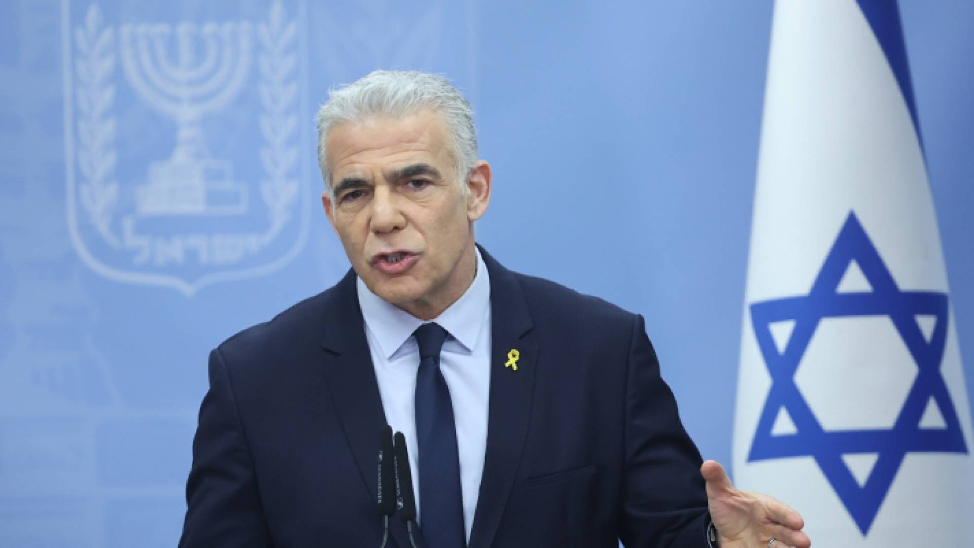 يائير لابيد زعيم المعارضة في تل أبيب