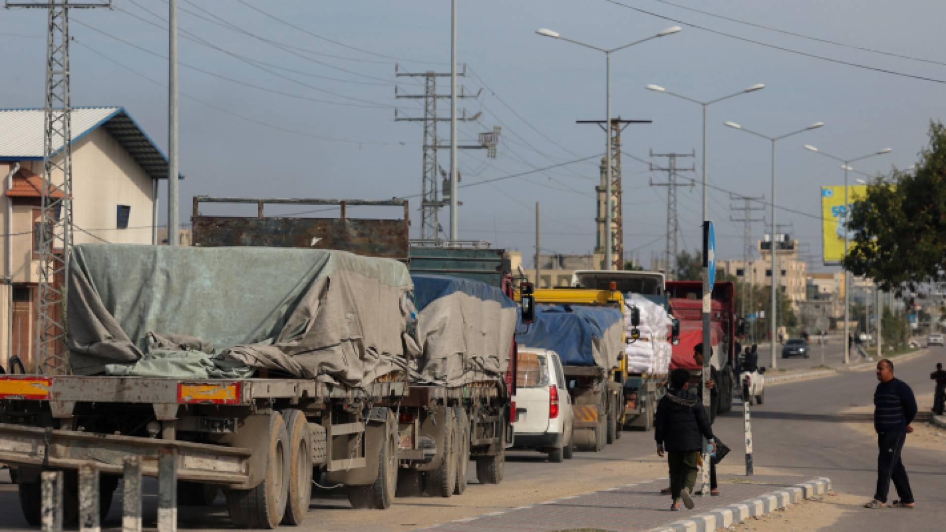 مساعدات إنسانية إلى غزة - أرشيفية