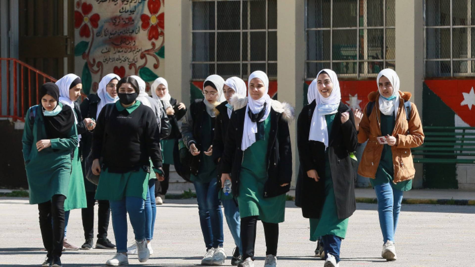 طالبات مدرسة حكومية