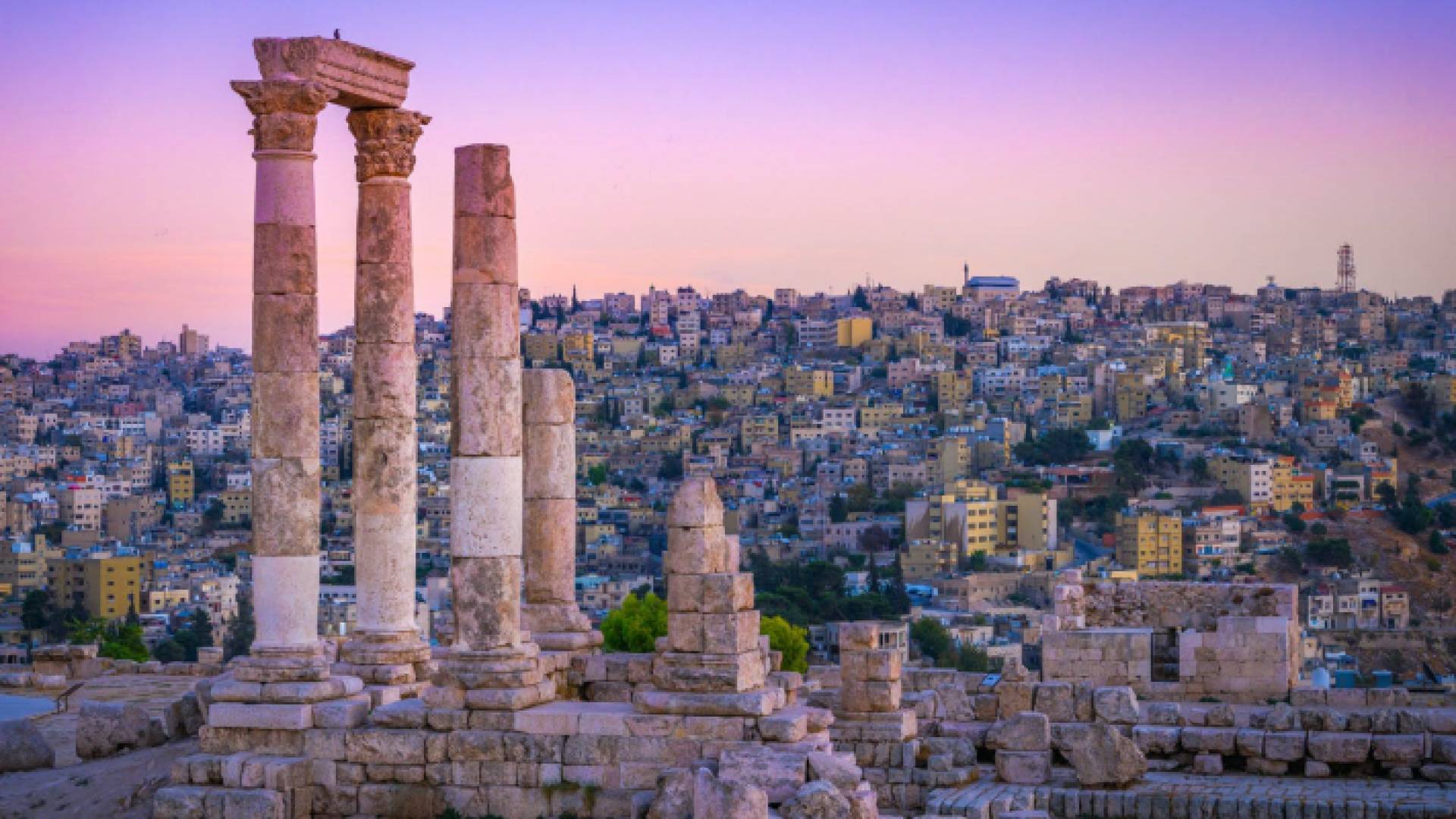 جزء من منطقة جبل القلعة الأثرية في عمان