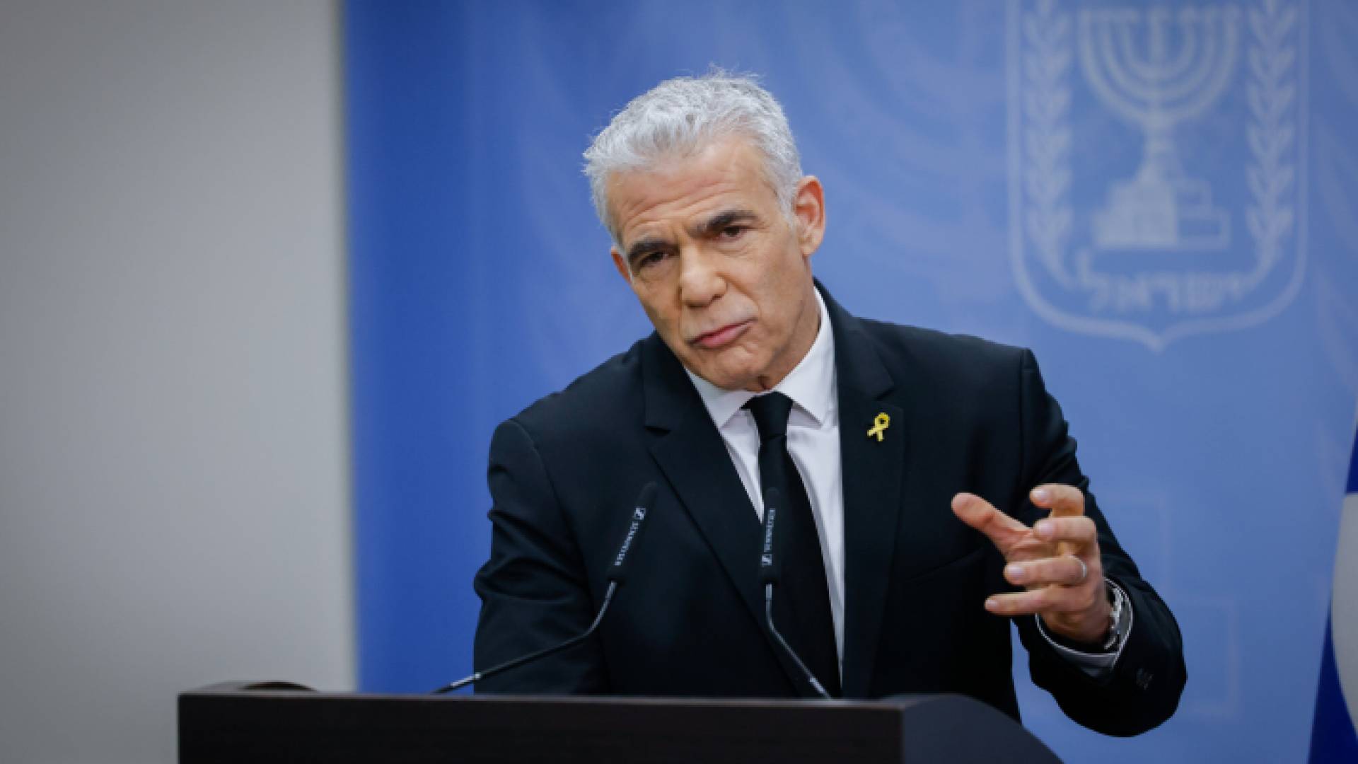 يائير لابيد زعيم المعارضة في تل أبيب