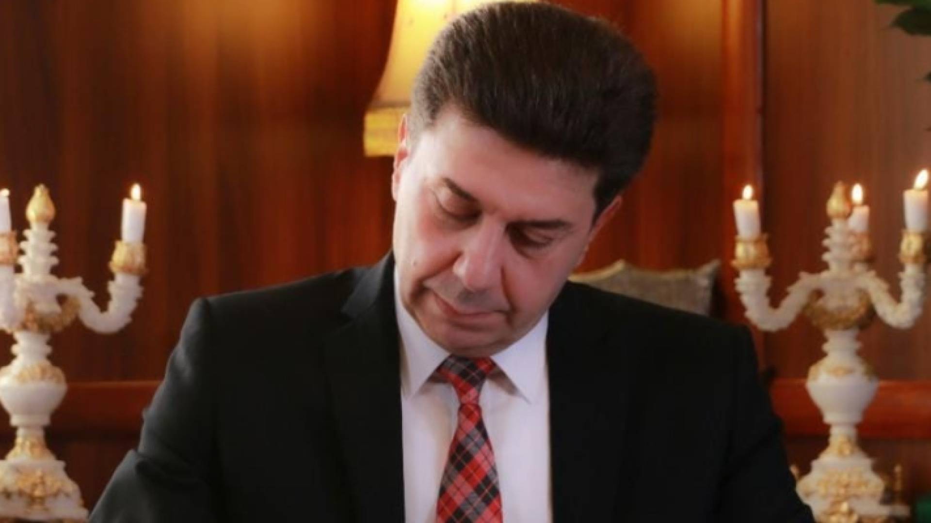 النائب السابق أمجد المسلماني