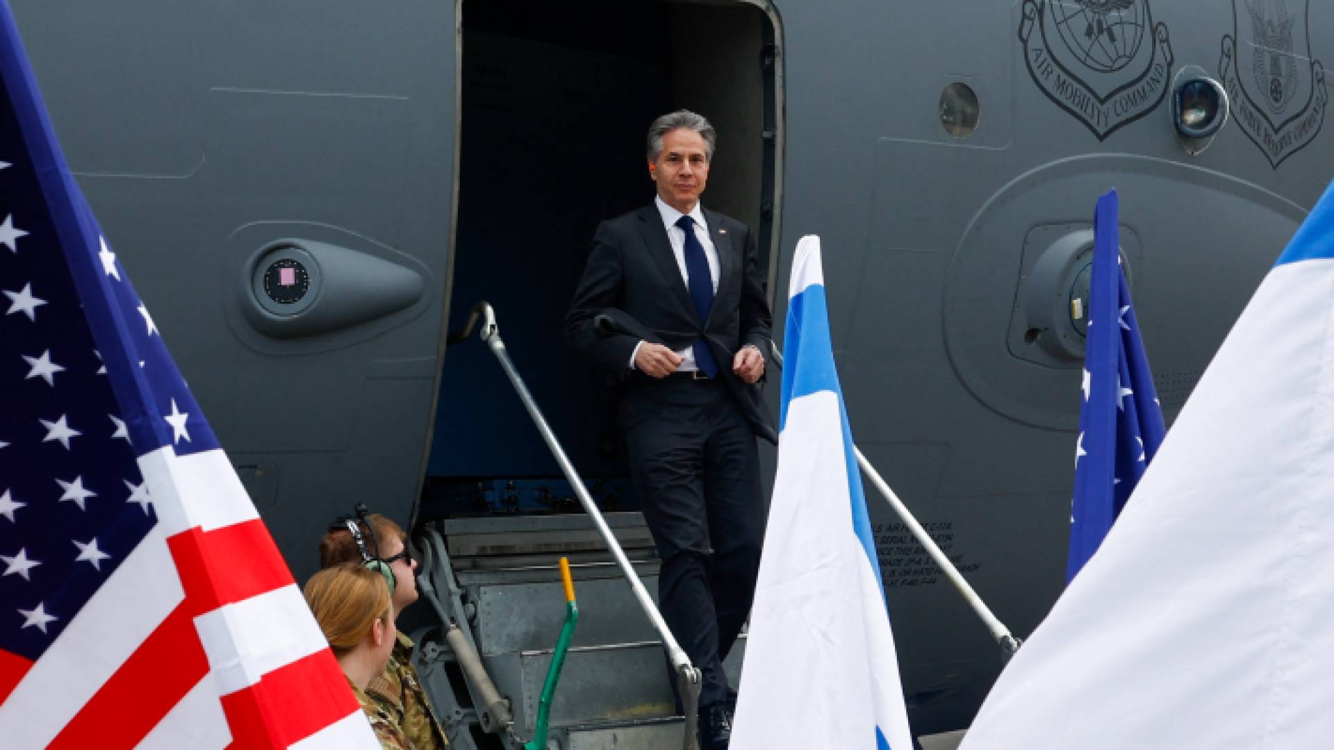 وزير الخارجية الأمريكي انتوني بلينكن لدى وصوله تل أبيب