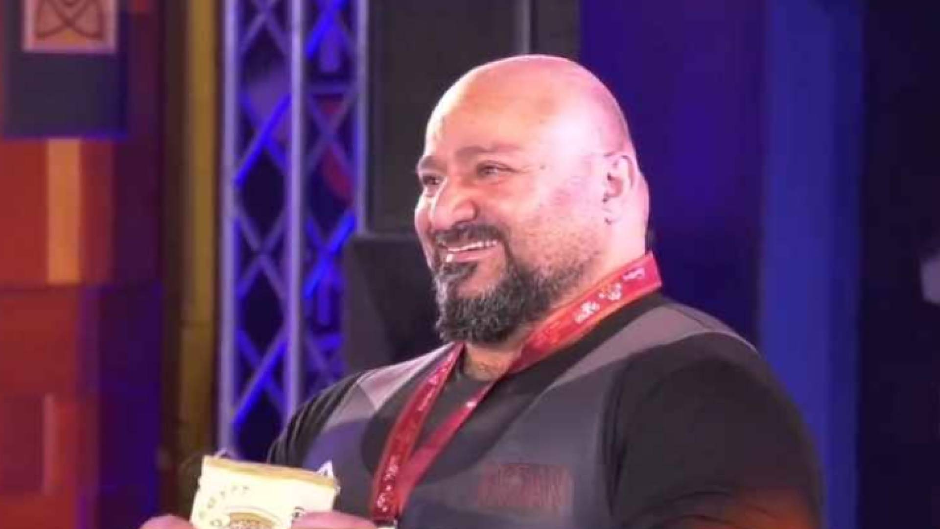 من تتويج معتز الجنيدي