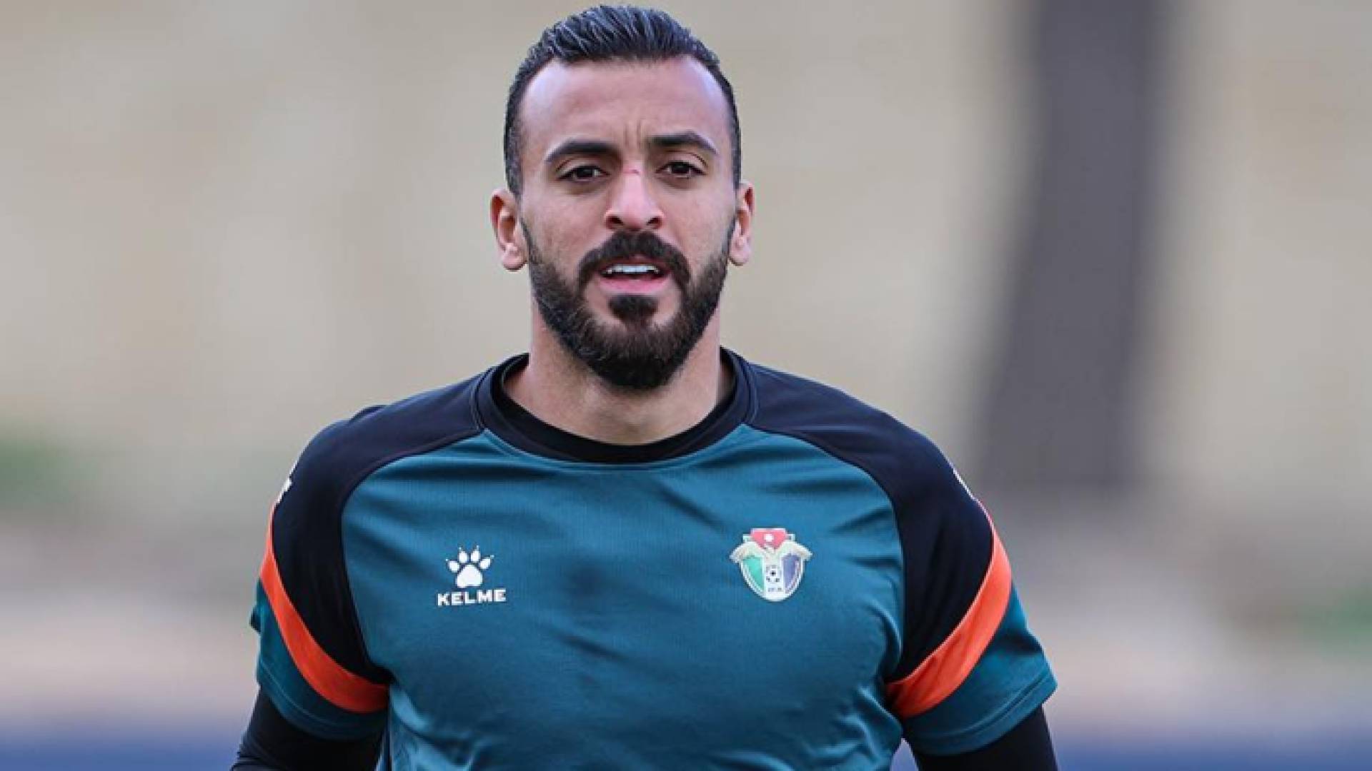 حارس المرمى يزيد أبو ليلى من التدريبات