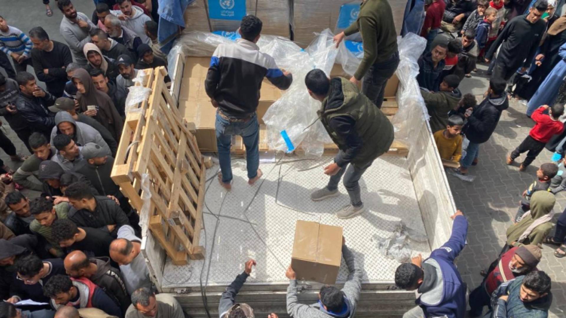 إمدادات إغاثية من الأونروا لأهل القطاع