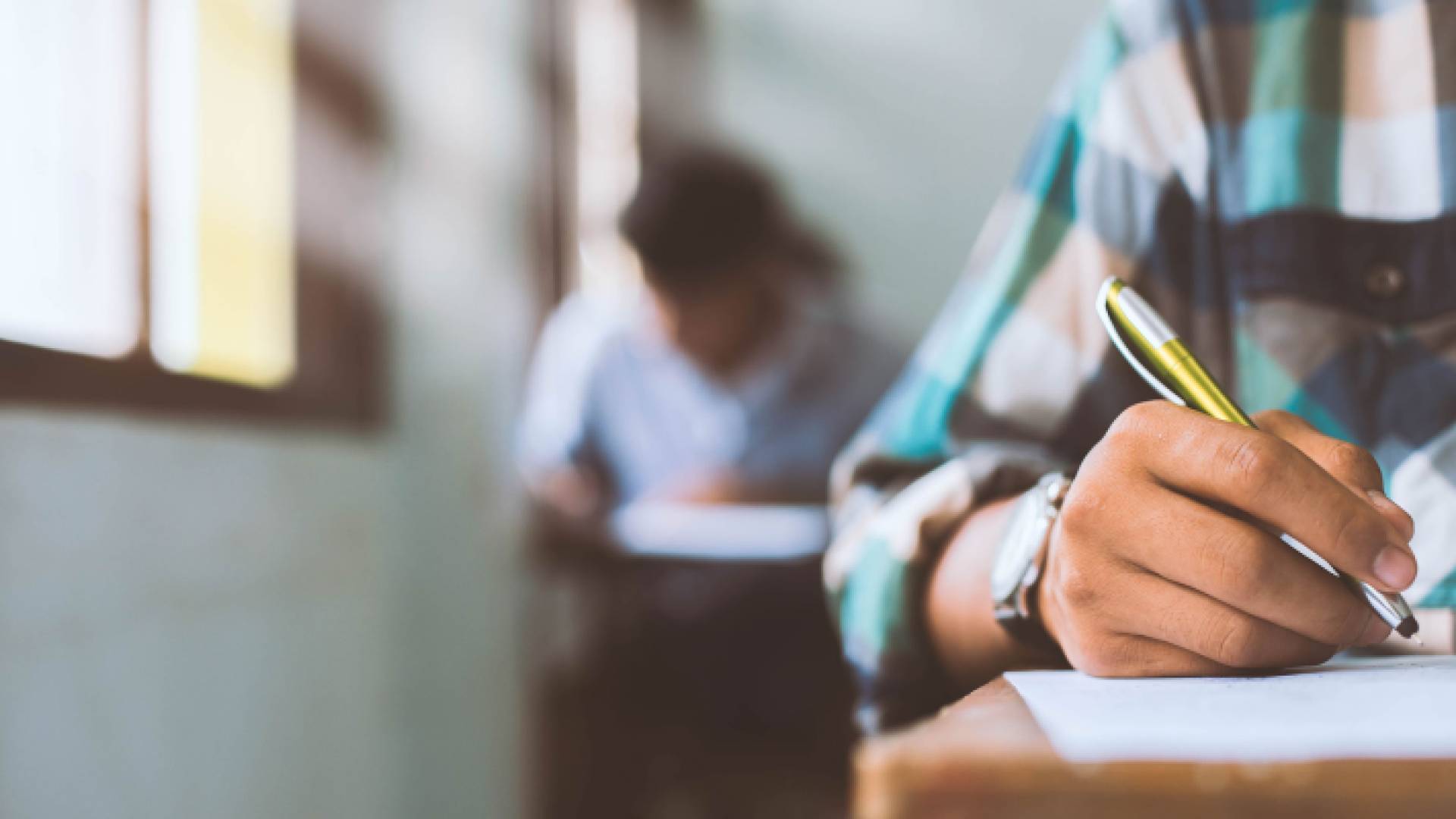 امتحانات التوجيهي