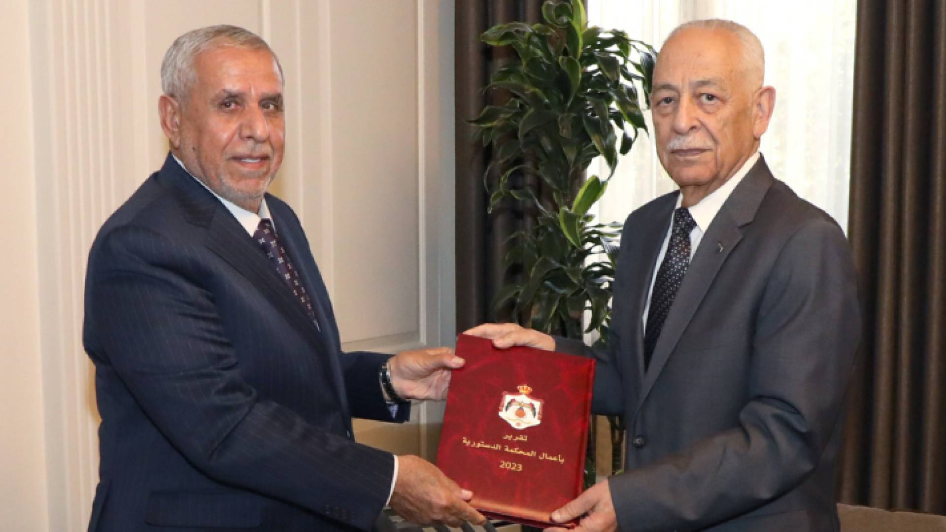 العيسوي يتسلم التقرير السنوي للمحكمة الدستورية للعام 2023