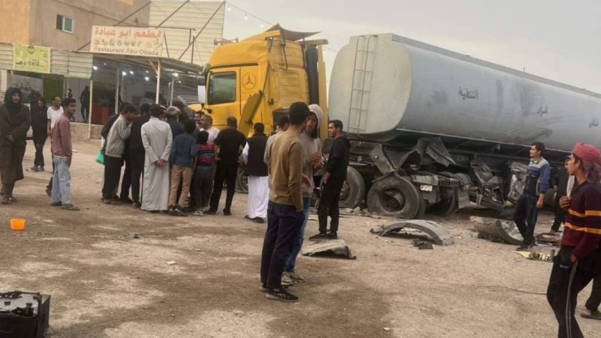 من حادث التدهور الذي وقع في منطقة الحميمة بمحافظة العقبة