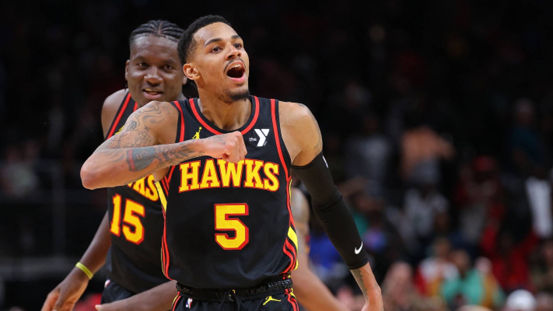 ديجونتي موراي خلال مباراة أتلانتا هوكس وضيفه بوسطن سلتيكس