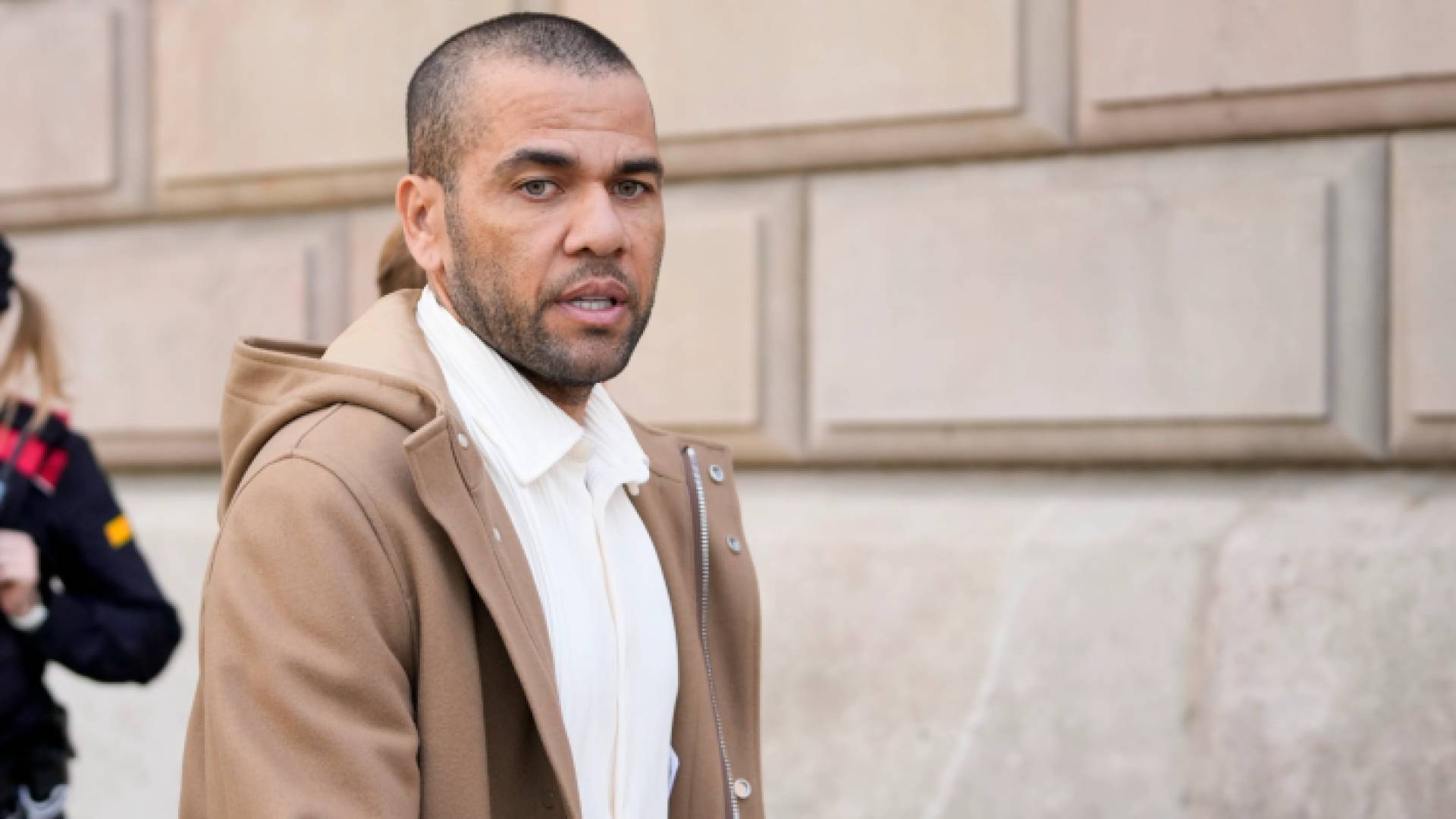 من المحاكمة