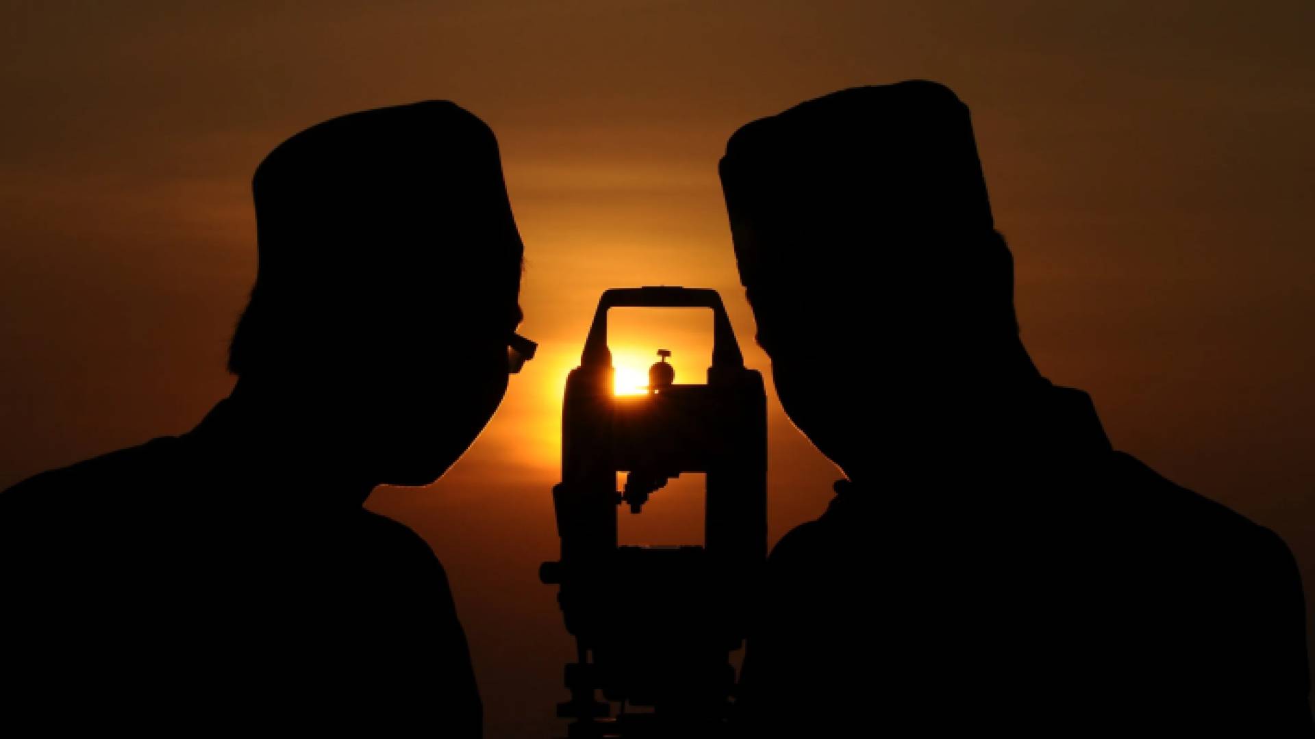 لحظة تحري هلال شوال - أرشيفية