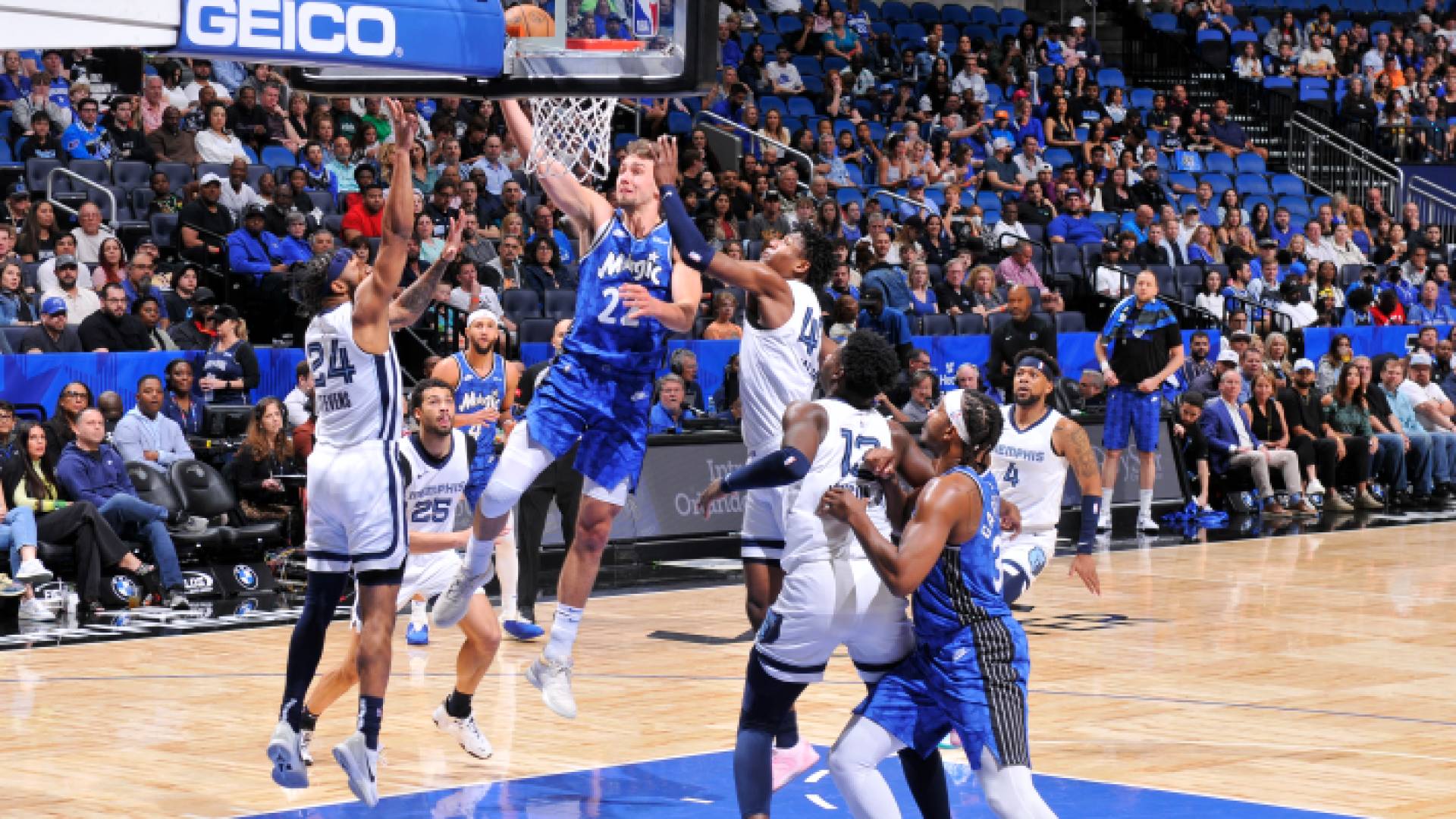 من مباراة أورلاندو ماجيك وممفيس غريزليز